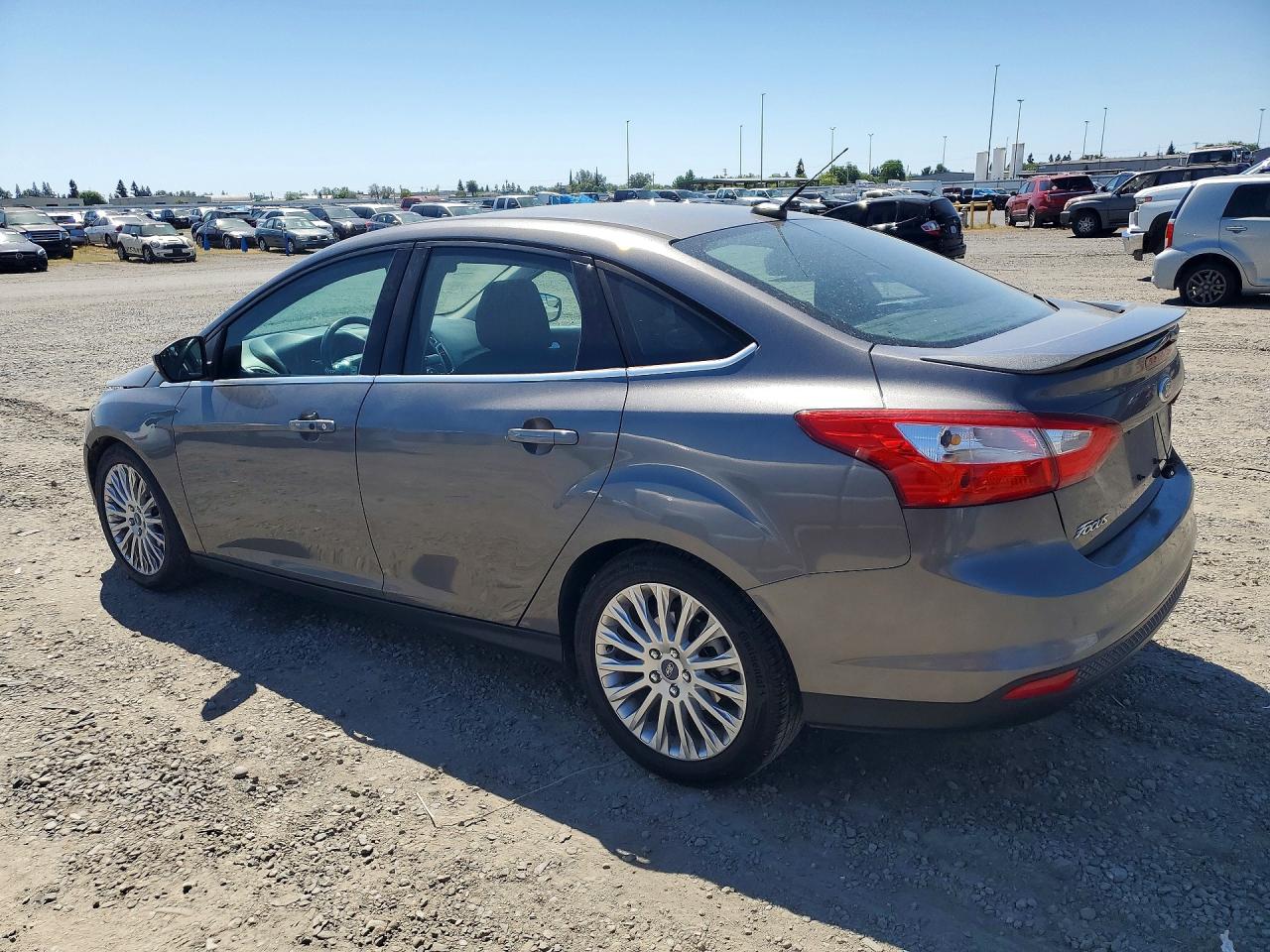 2012 Ford Focus Titanium Gray vin: 1FAHP3J21CL422870