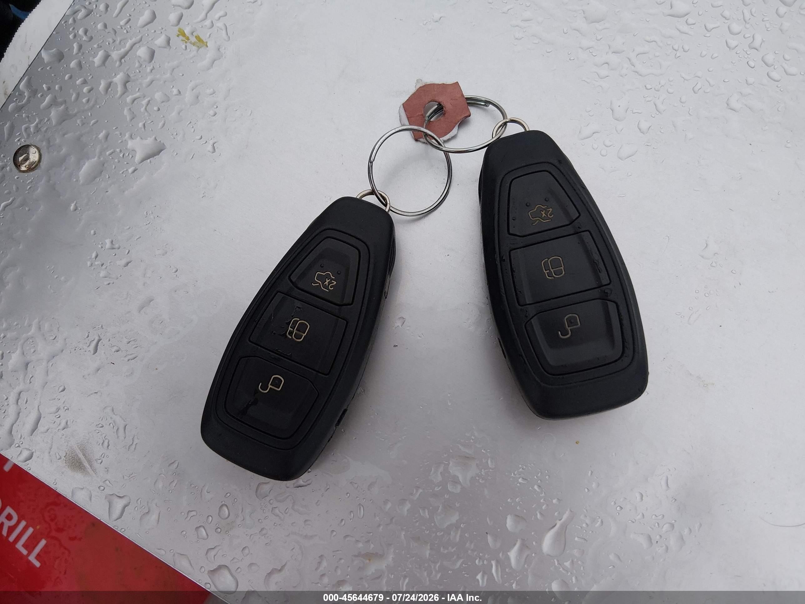 2012 Ford Focus Titanium Красный vin: 1FAHP3J21CL467145