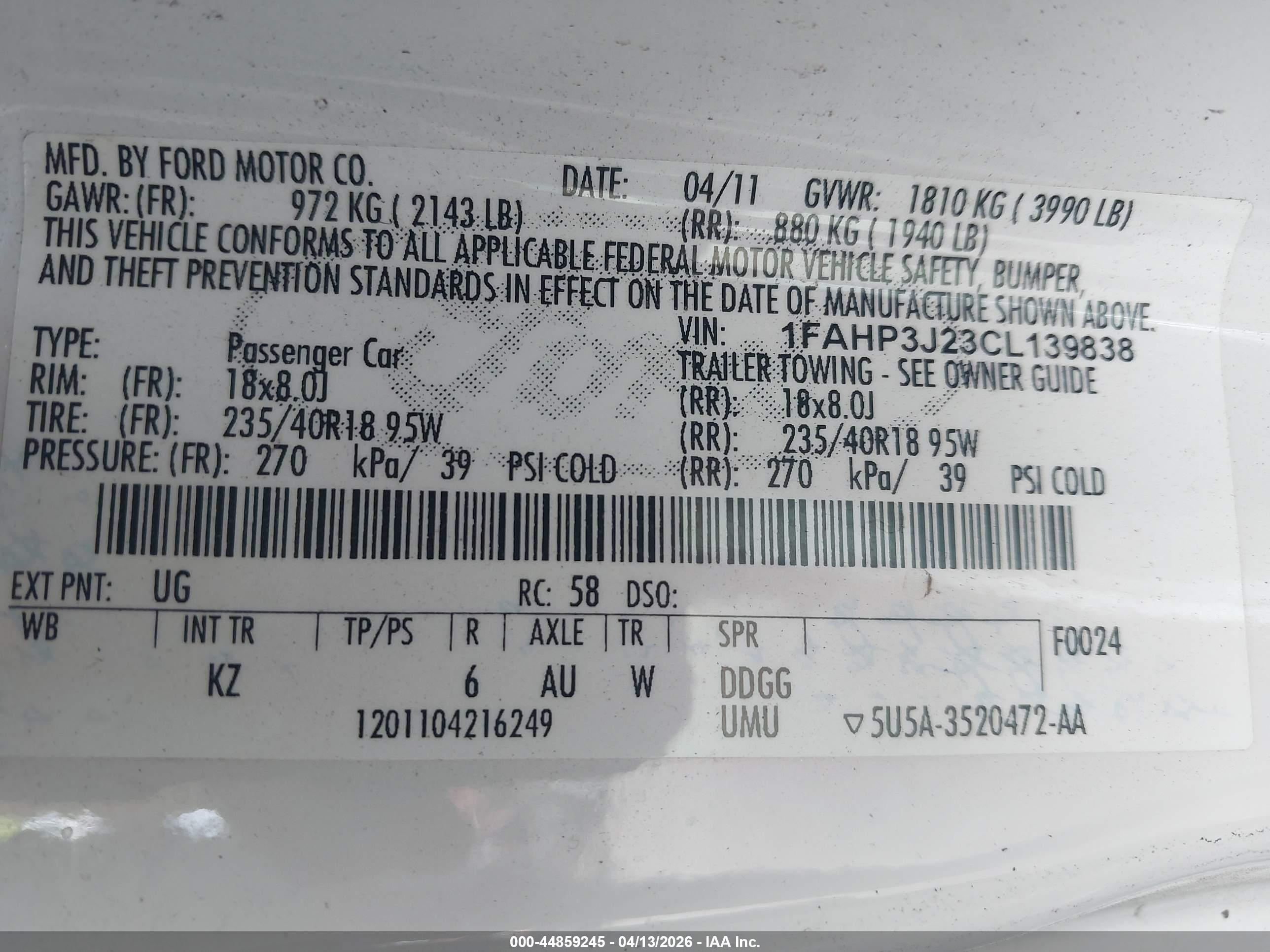 2012 Ford Focus Titanium White vin: 1FAHP3J23CL139838