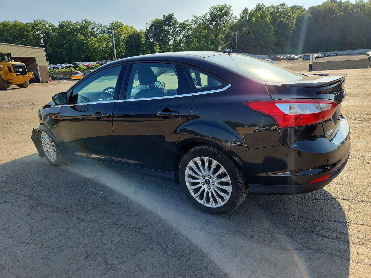 2012 Ford Focus Titanium Charcoal vin: 1FAHP3J23CL313147