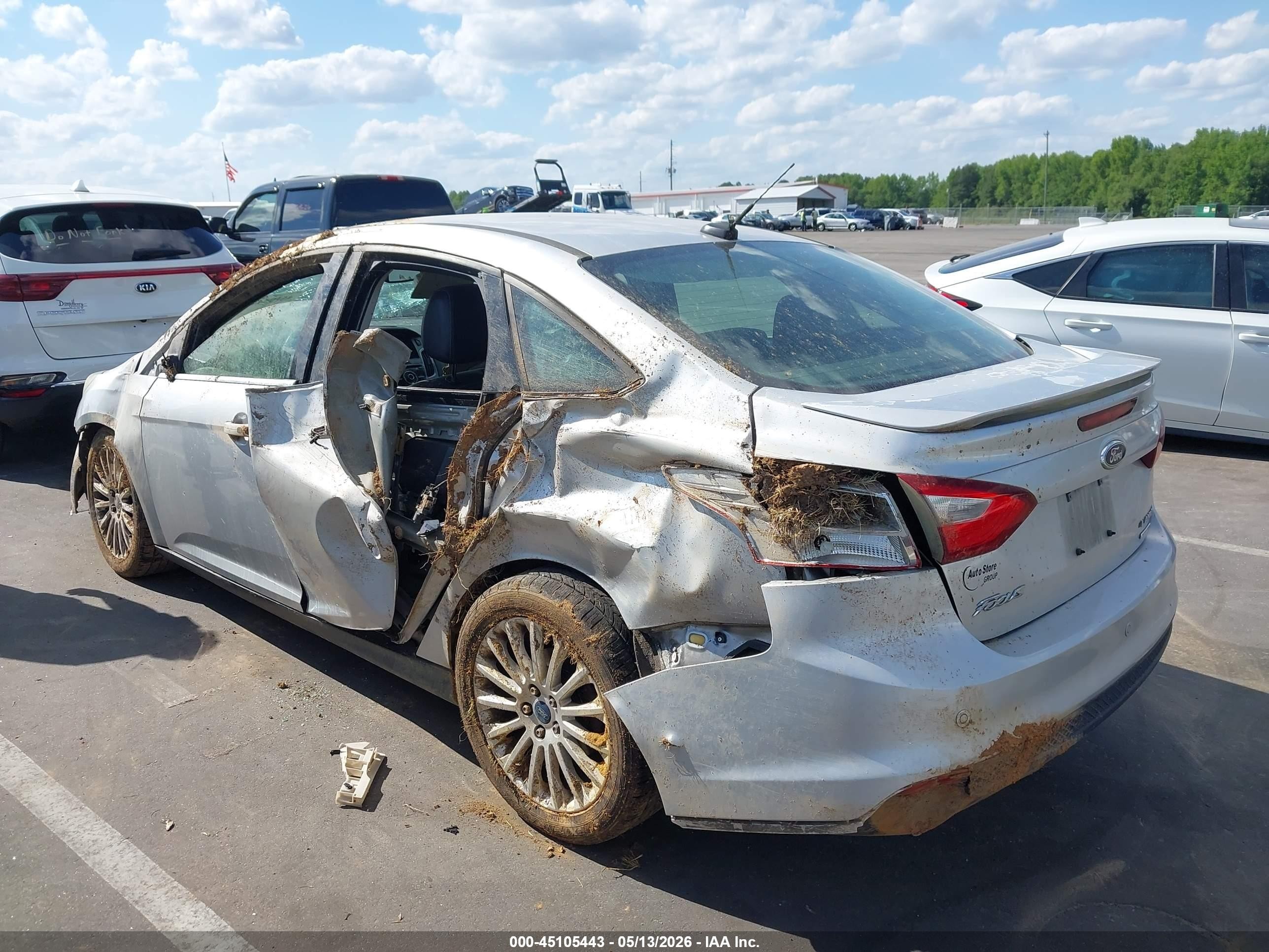 2012 Ford Focus Titanium Silver vin: 1FAHP3J23CL479846