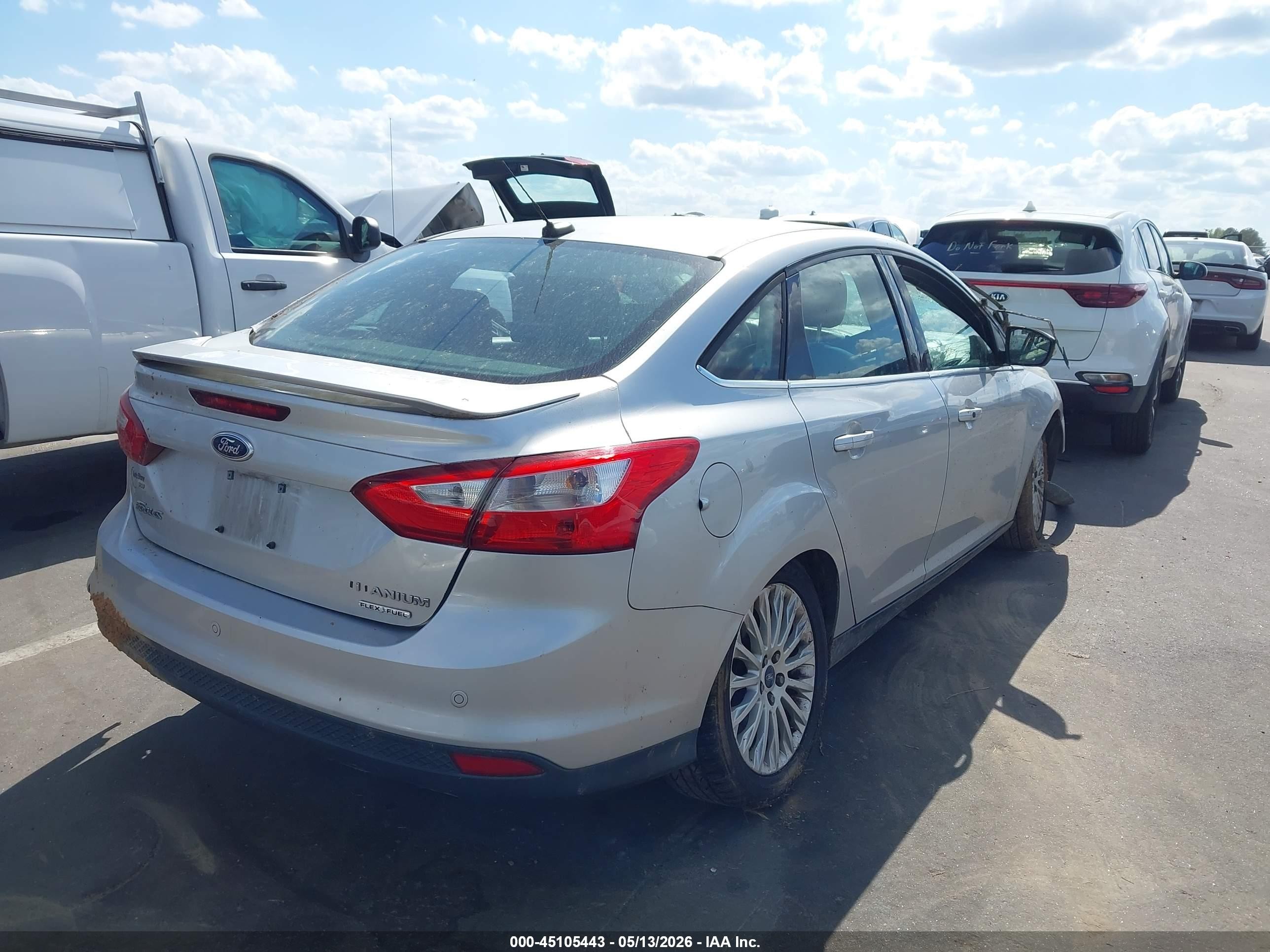 2012 Ford Focus Titanium Silver vin: 1FAHP3J23CL479846