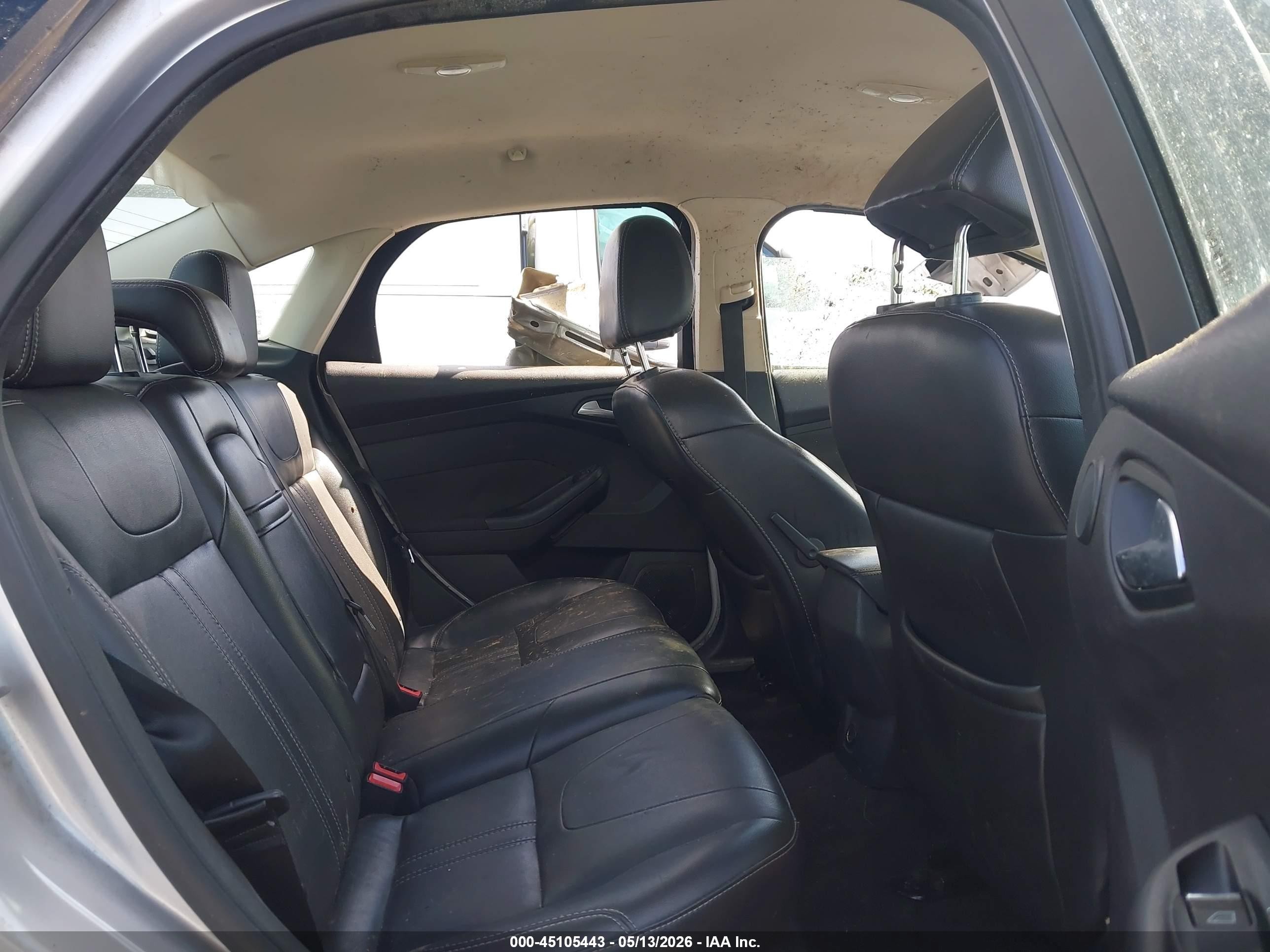 2012 Ford Focus Titanium Silver vin: 1FAHP3J23CL479846