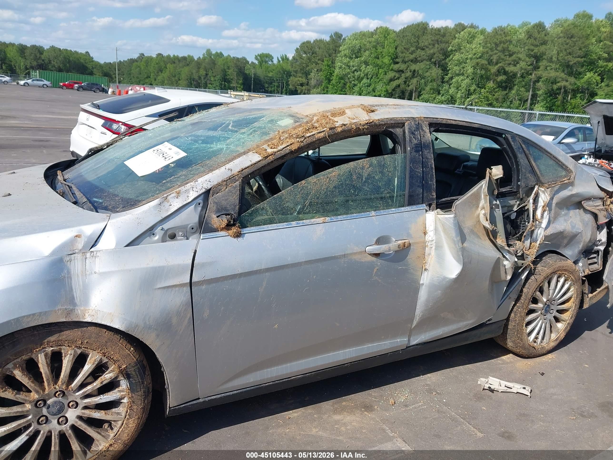 2012 Ford Focus Titanium Silver vin: 1FAHP3J23CL479846