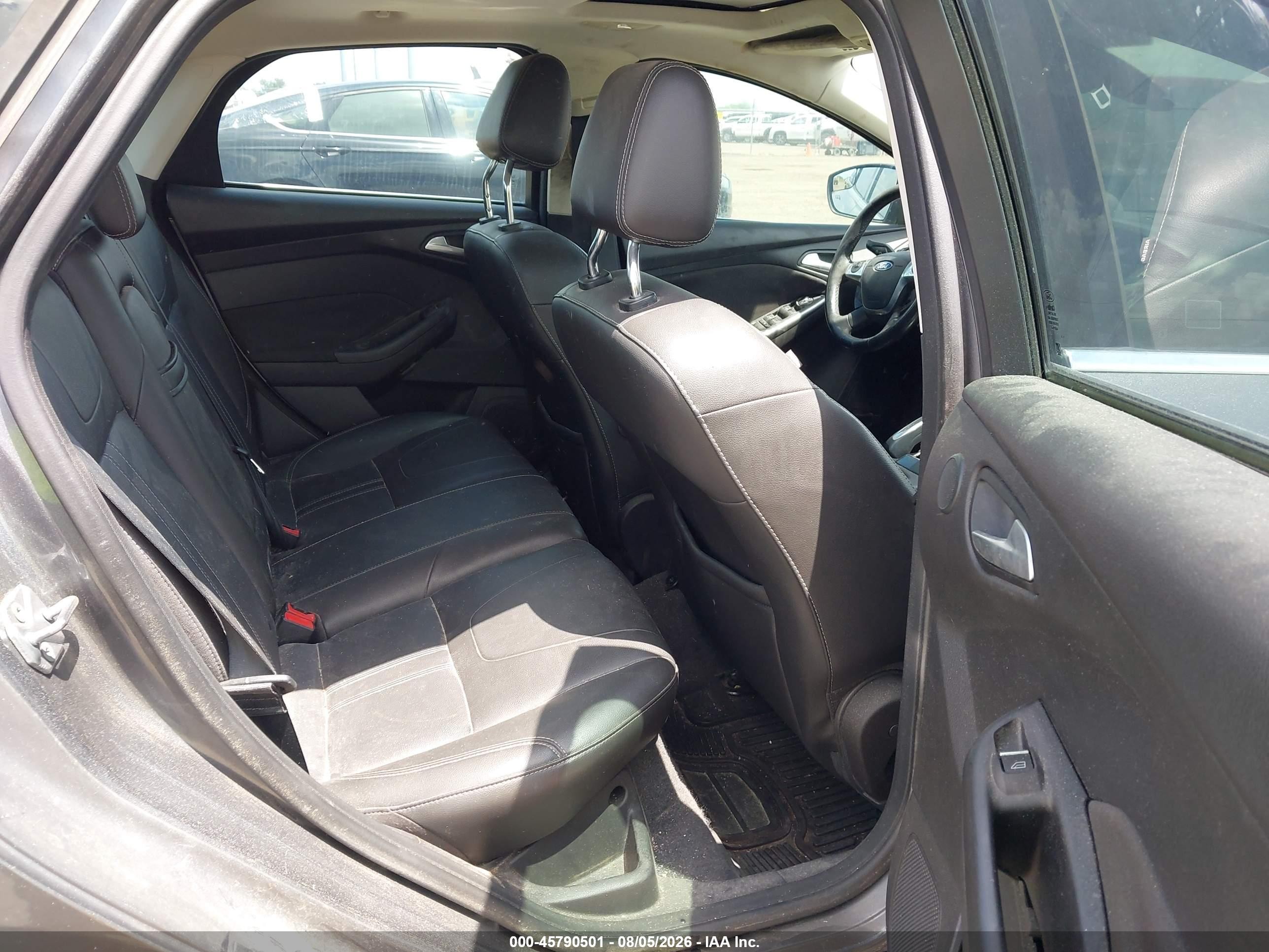 2012 Ford Focus Titanium Gray vin: 1FAHP3J24CL104869