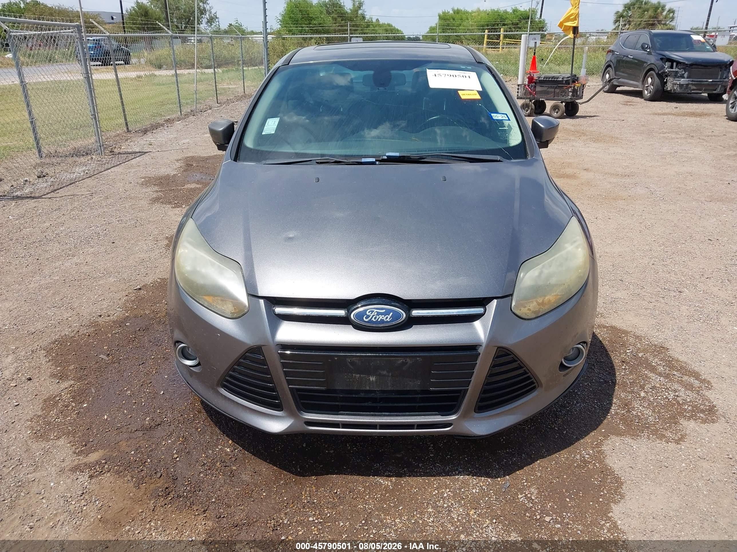 2012 Ford Focus Titanium Gray vin: 1FAHP3J24CL104869