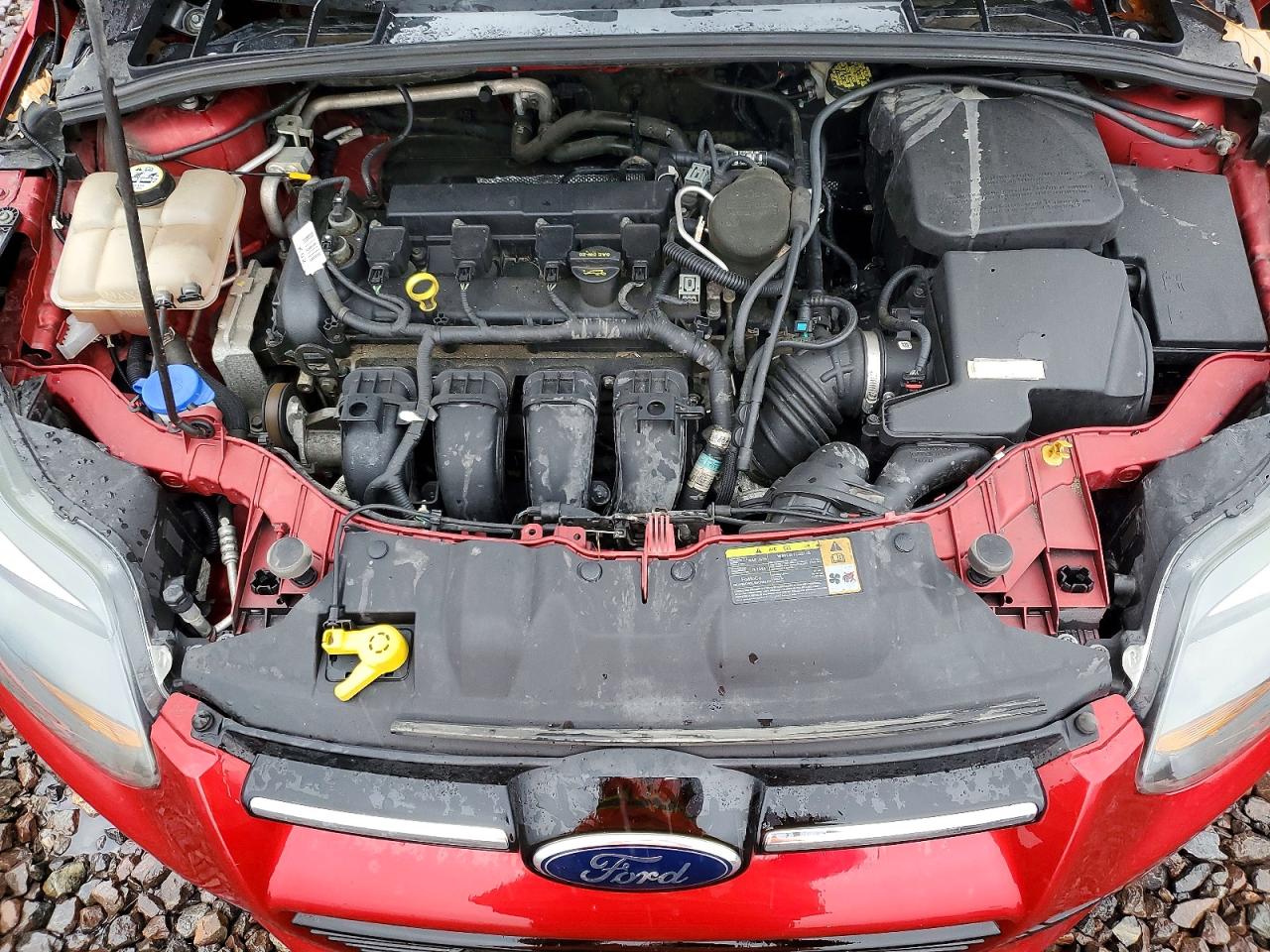 2012 Ford Focus Titanium Red vin: 1FAHP3J25CL399948