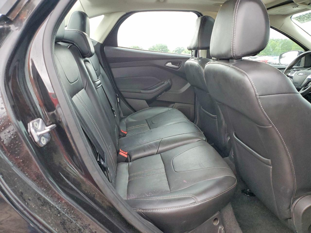 2012 Ford Focus Titanium Black vin: 1FAHP3J25CL447934