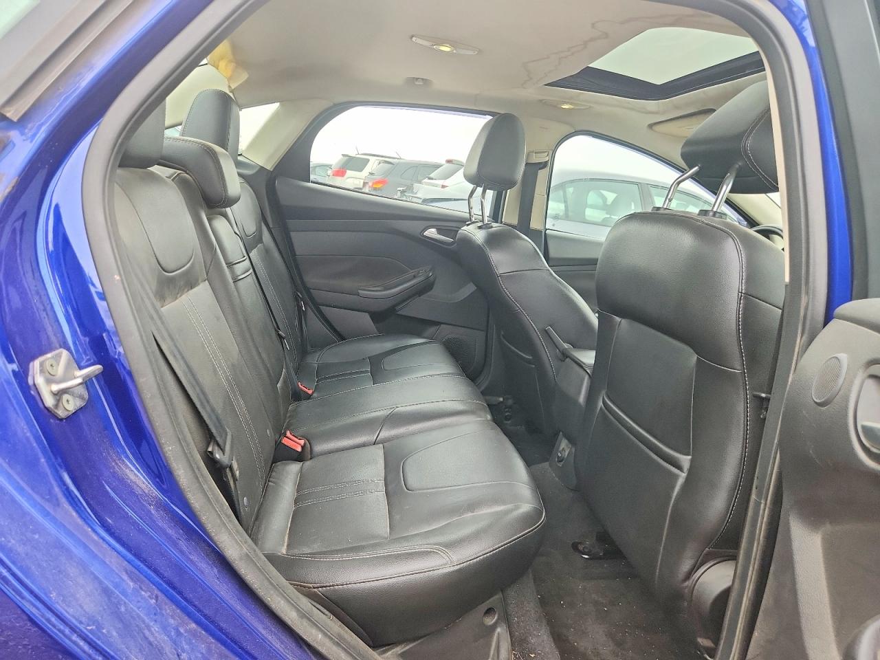2012 Ford Focus Titanium Blue vin: 1FAHP3J26CL303941