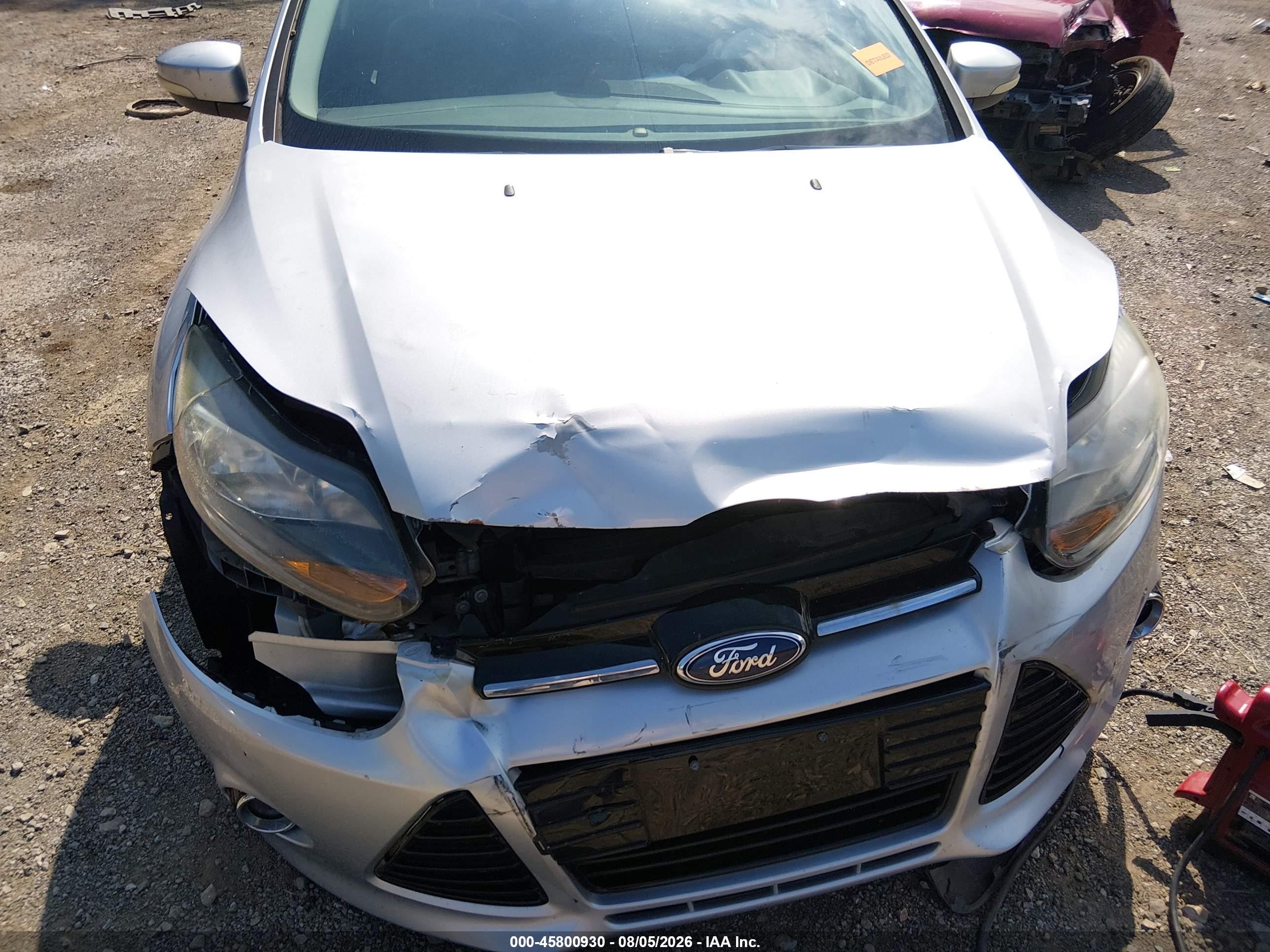 2012 Ford Focus Titanium Silver vin: 1FAHP3J26CL447750