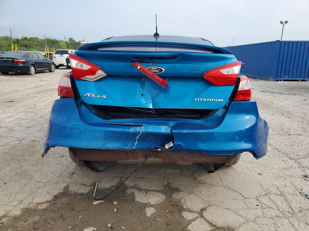 2012 Ford Focus Titanium Blue vin: 1FAHP3J28CL188713