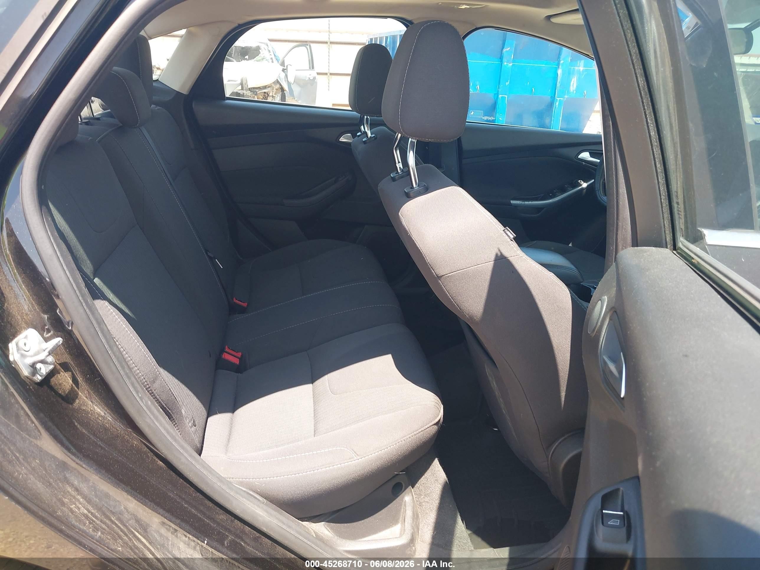 2012 Ford Focus Titanium Black vin: 1FAHP3J28CL352252