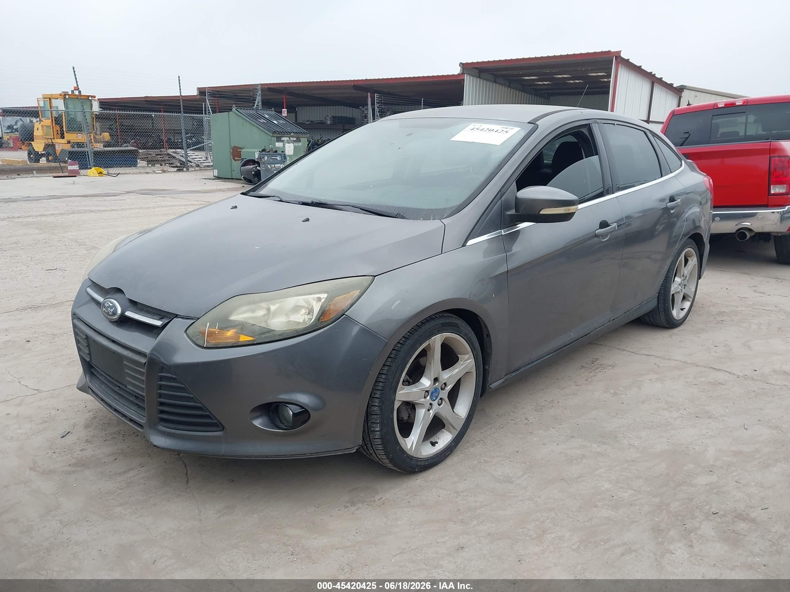 2012 Ford Focus Titanium Gray vin: 1FAHP3J28CL409744