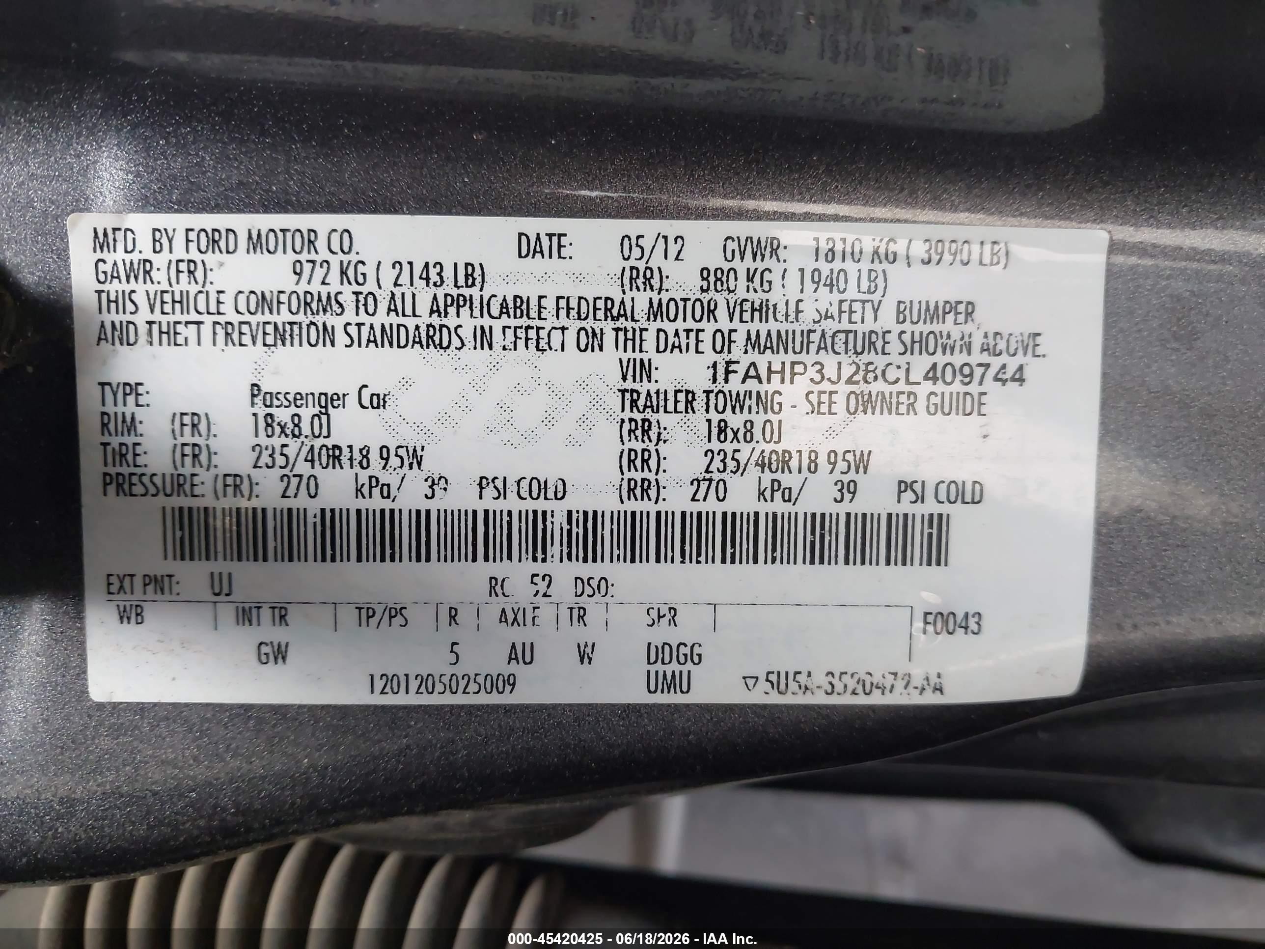 2012 Ford Focus Titanium Gray vin: 1FAHP3J28CL409744