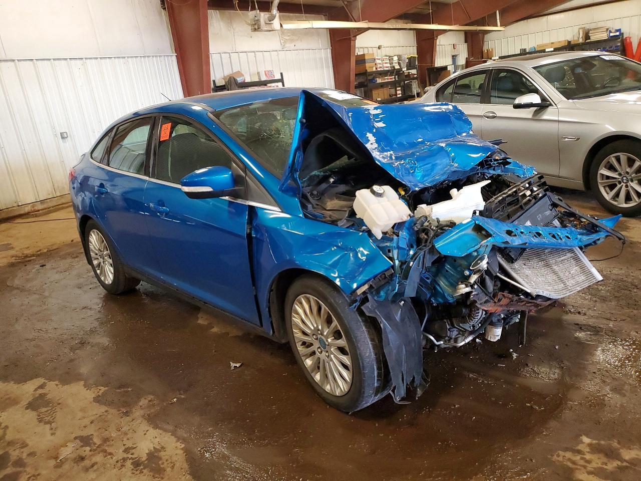 2012 Ford Focus Titanium Blue vin: 1FAHP3J29CL462422