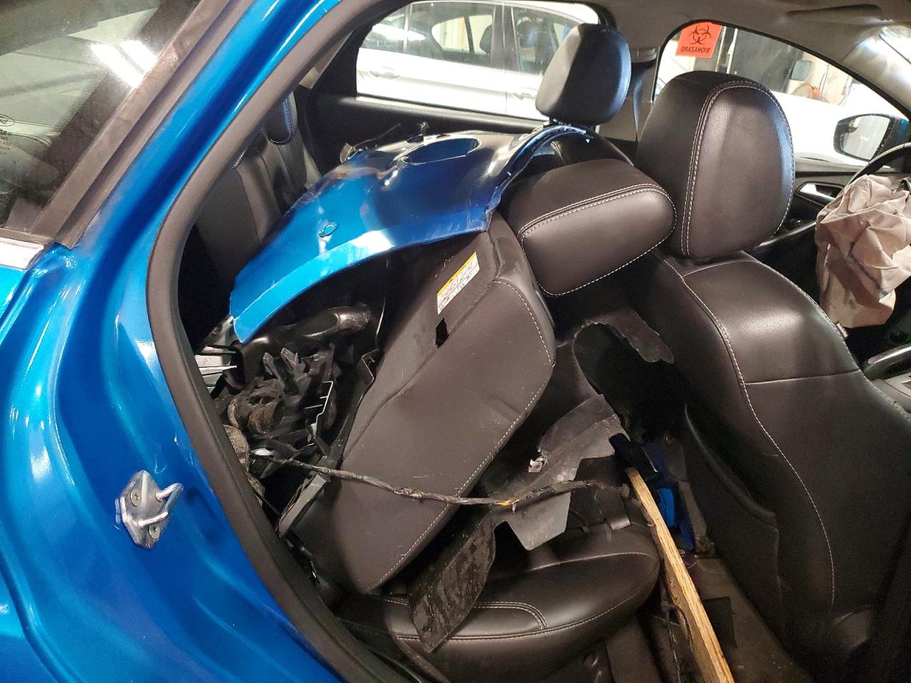 2012 Ford Focus Titanium Blue vin: 1FAHP3J29CL462422