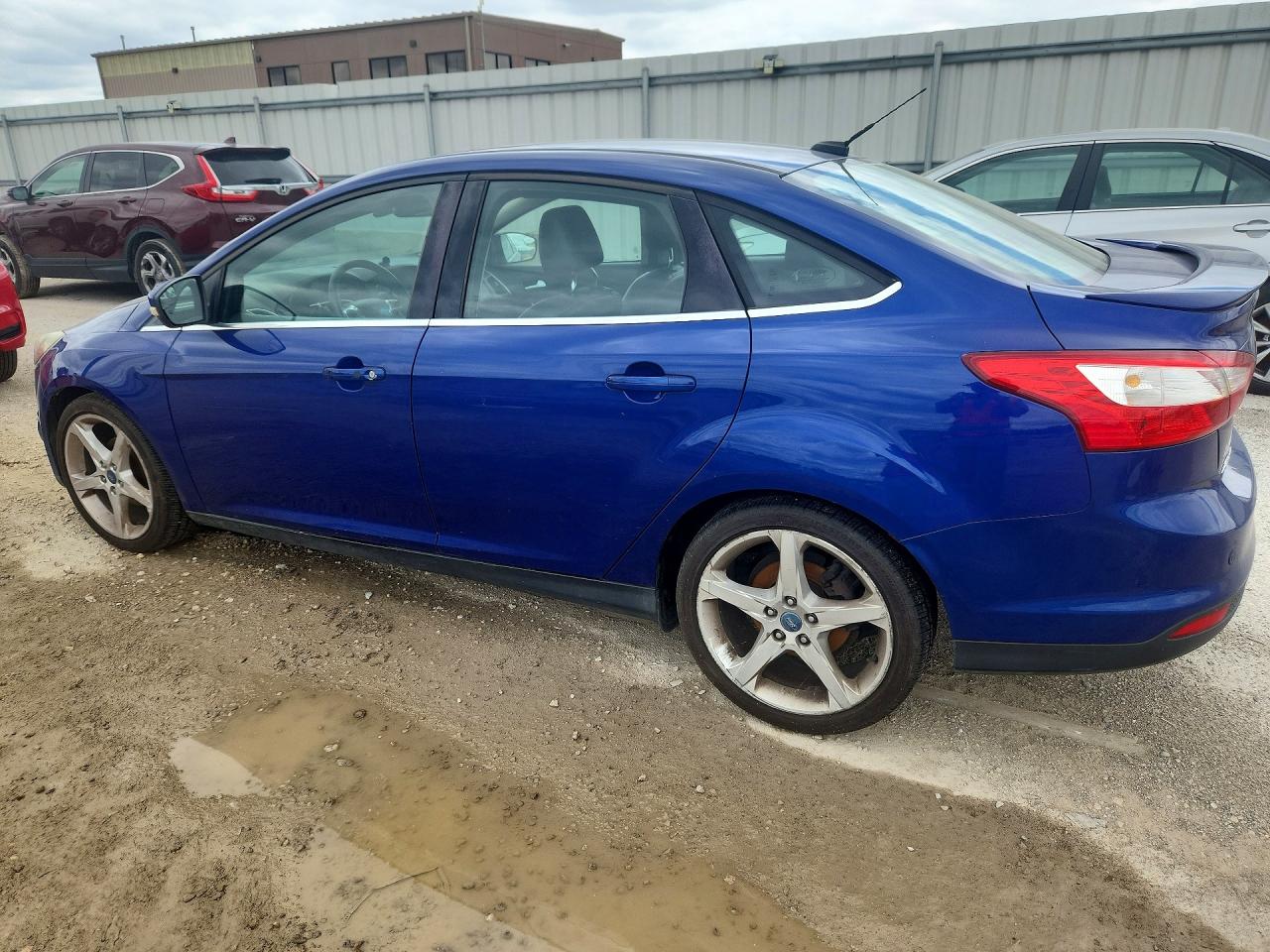 2012 Ford Focus Titanium Blue vin: 1FAHP3J2XCL343276