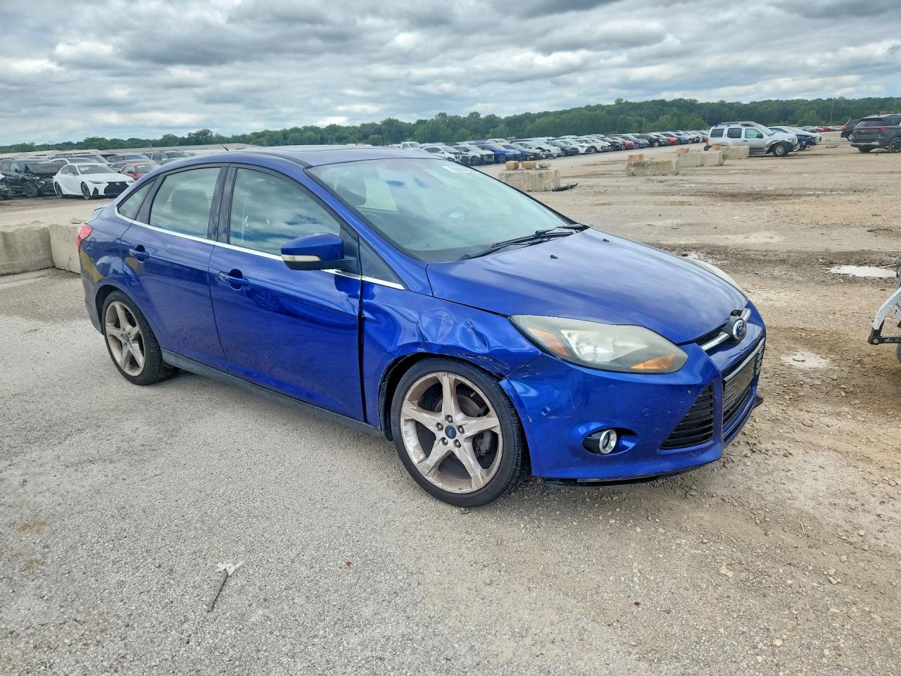 2012 Ford Focus Titanium Blue vin: 1FAHP3J2XCL343276