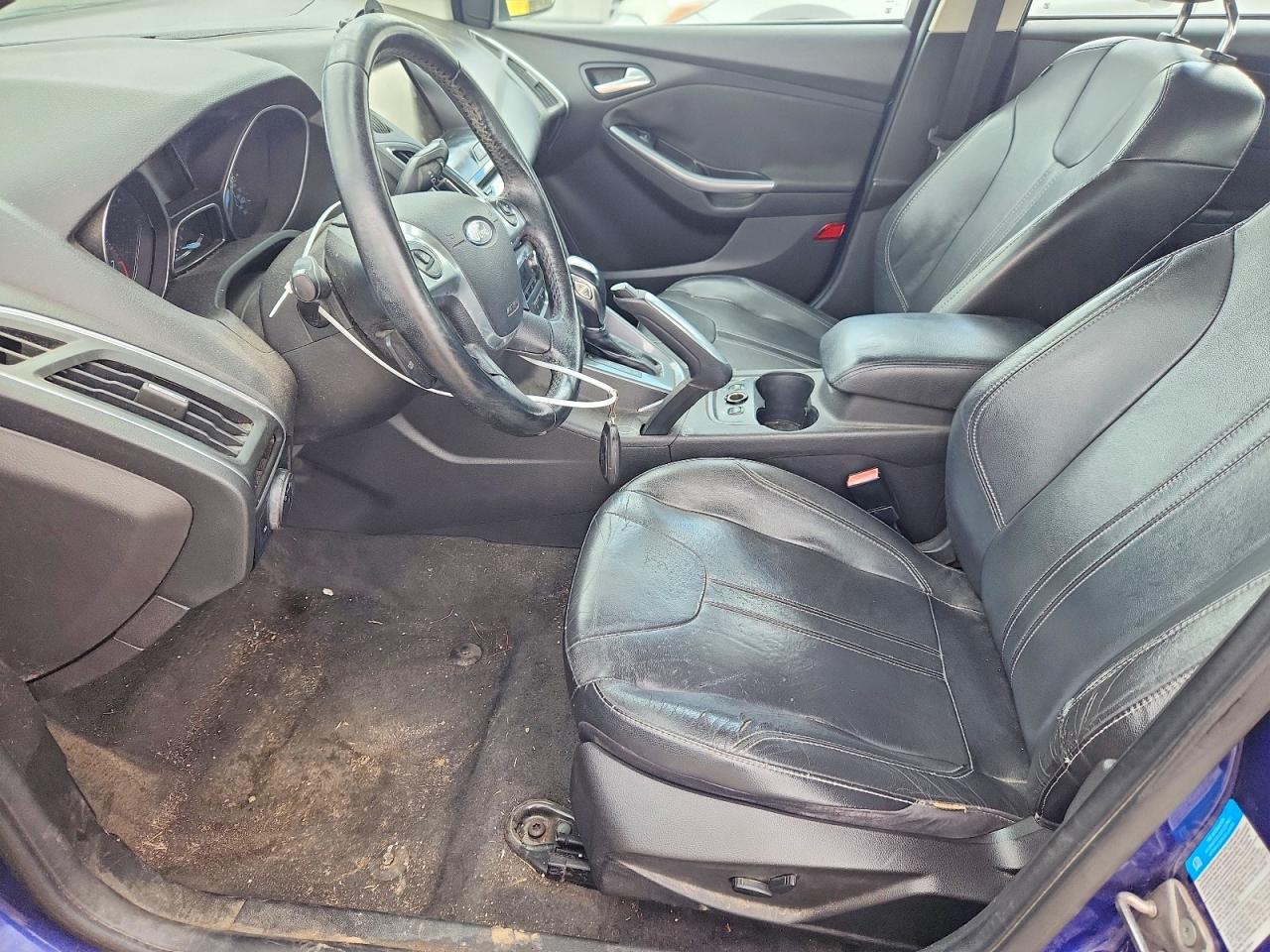 2012 Ford Focus Titanium Blue vin: 1FAHP3J2XCL343276