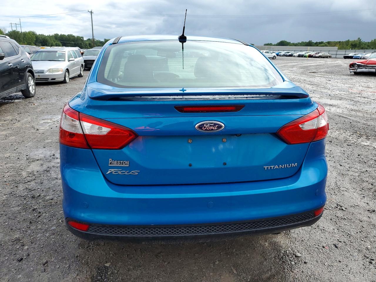 2012 Ford Focus Titanium Blue vin: 1FAHP3J2XCL390615