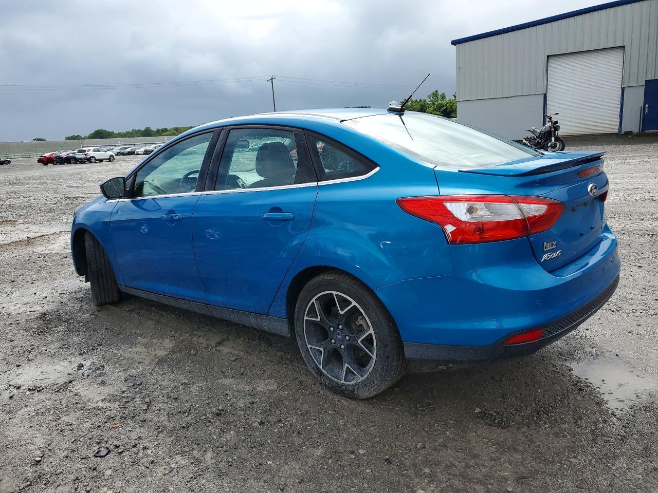 2012 Ford Focus Titanium Blue vin: 1FAHP3J2XCL390615