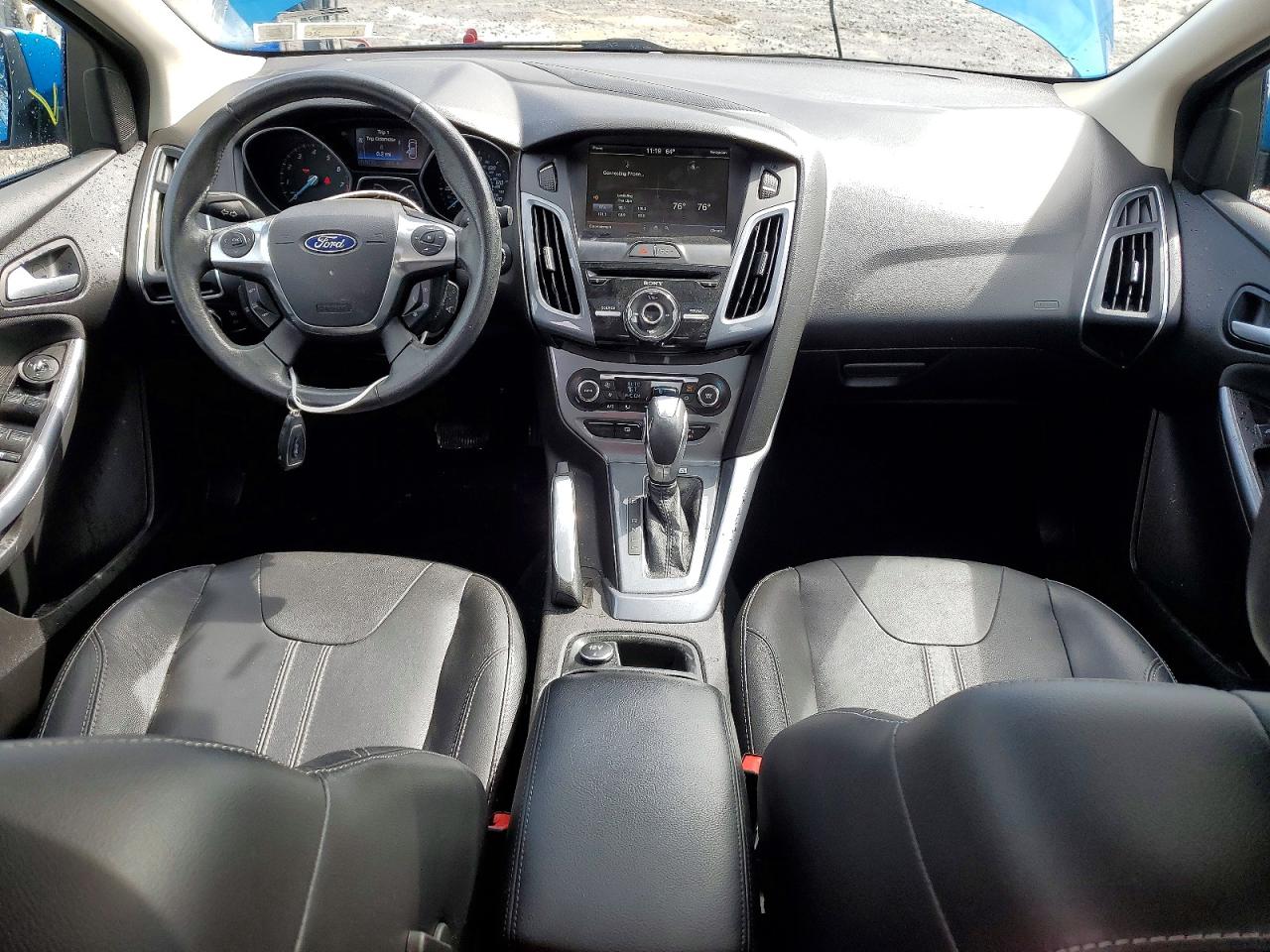 2012 Ford Focus Titanium Blue vin: 1FAHP3J2XCL390615