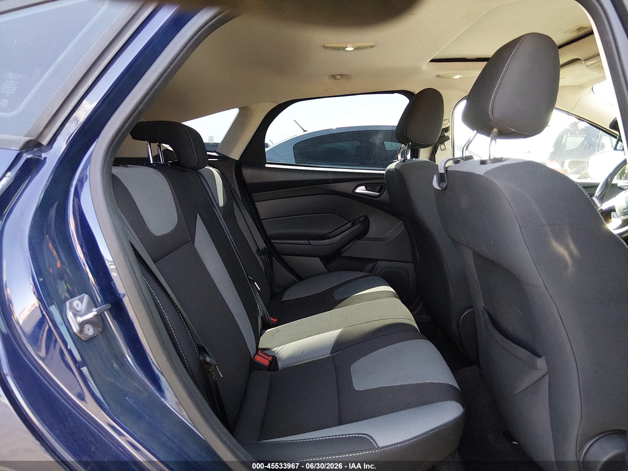 2012 Ford Focus Se Blue vin: 1FAHP3K20CL151198