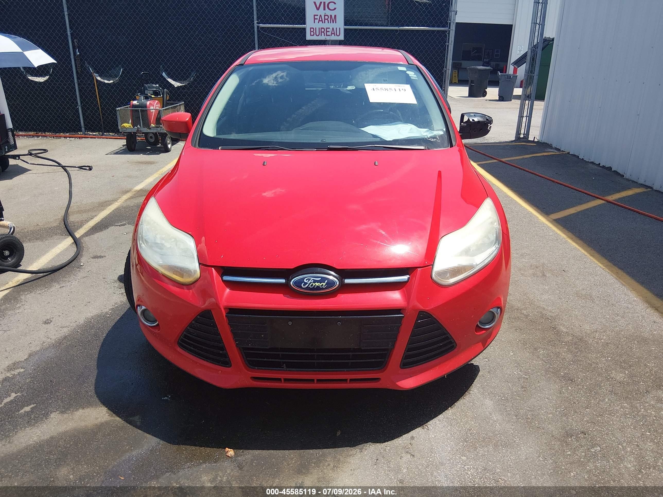 2012 Ford Focus Se Red vin: 1FAHP3K20CL172925