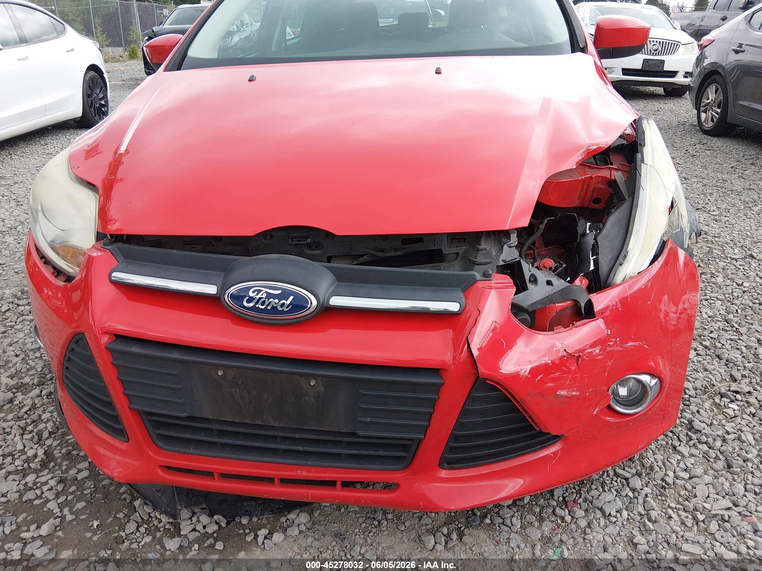 2012 Ford Focus Se Red vin: 1FAHP3K20CL176201