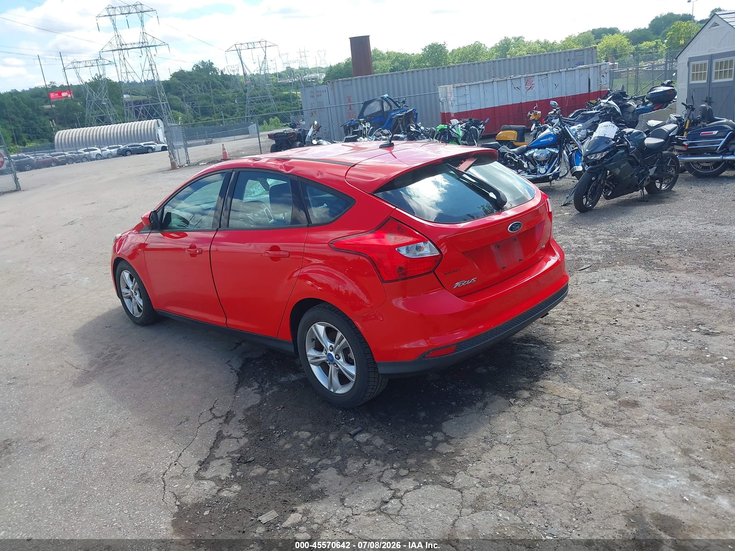 2012 Ford Focus Se Красный vin: 1FAHP3K20CL194312