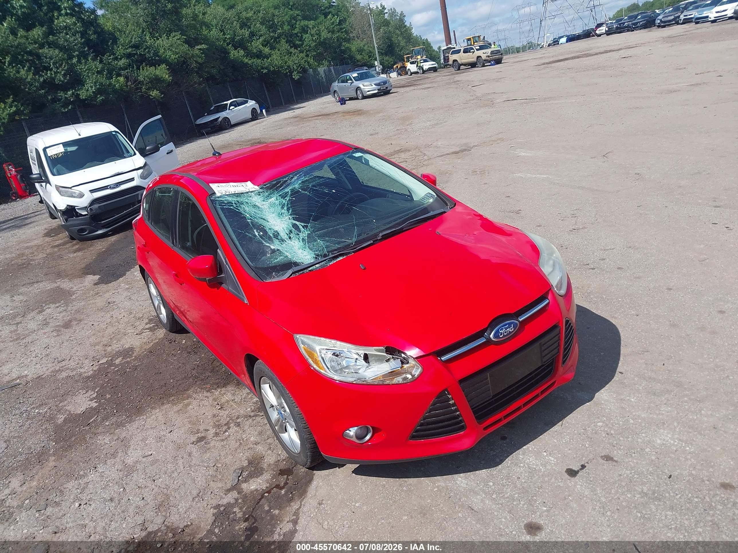 2012 Ford Focus Se Красный vin: 1FAHP3K20CL194312
