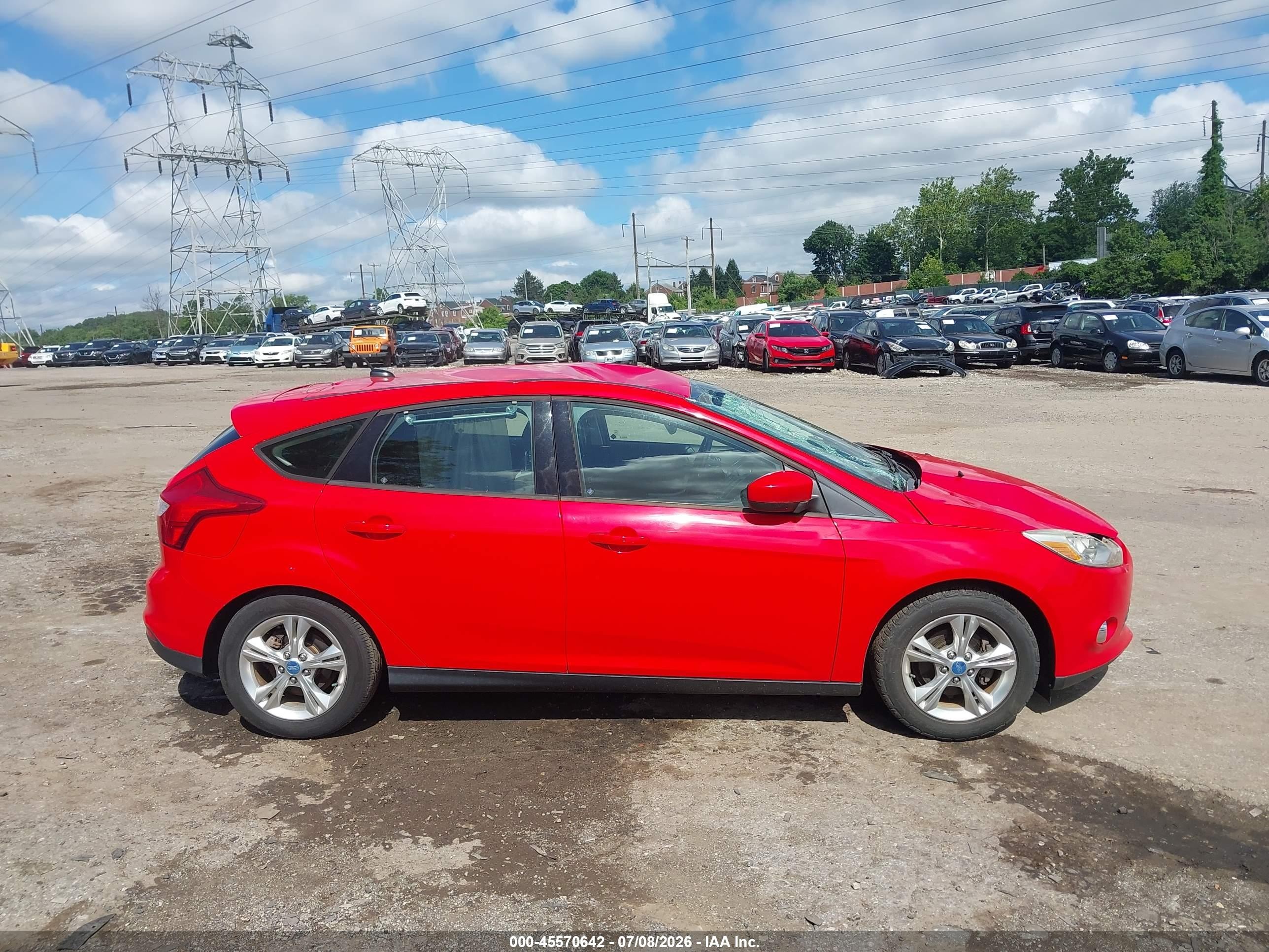 2012 Ford Focus Se Красный vin: 1FAHP3K20CL194312