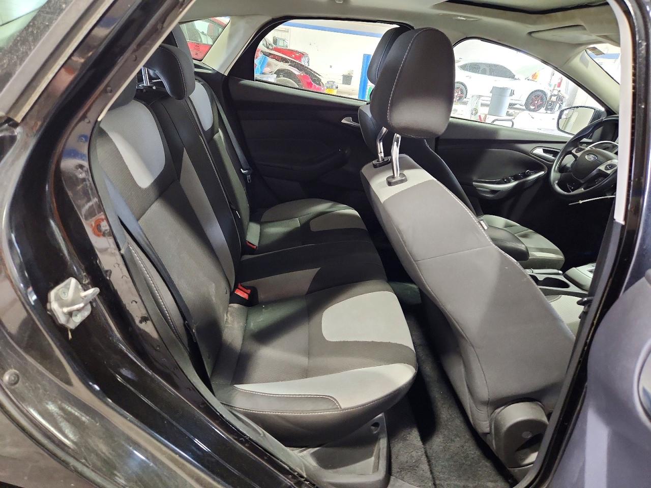 2012 Ford Focus Se Black vin: 1FAHP3K20CL293387