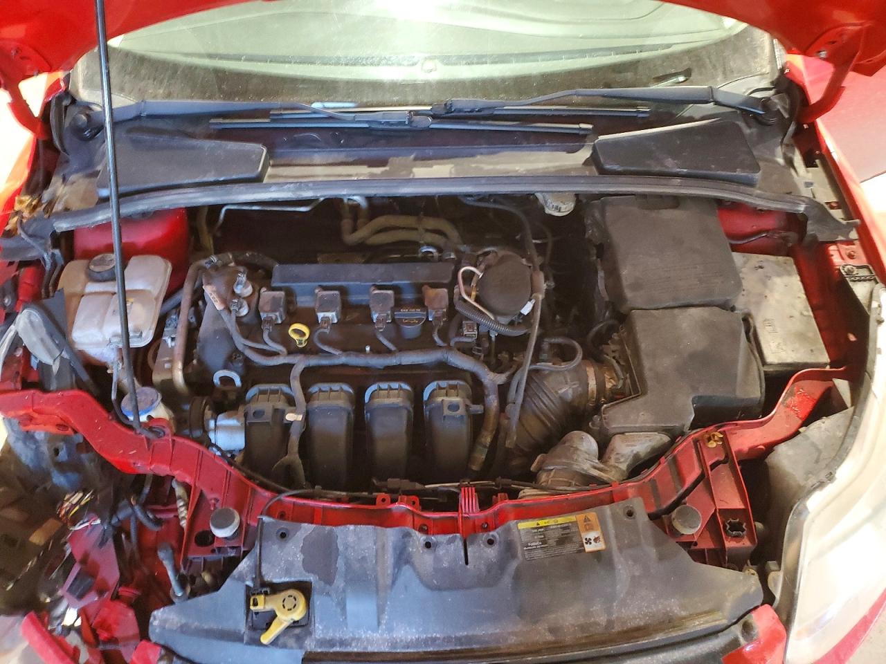 2012 Ford Focus Se Red vin: 1FAHP3K20CL340353