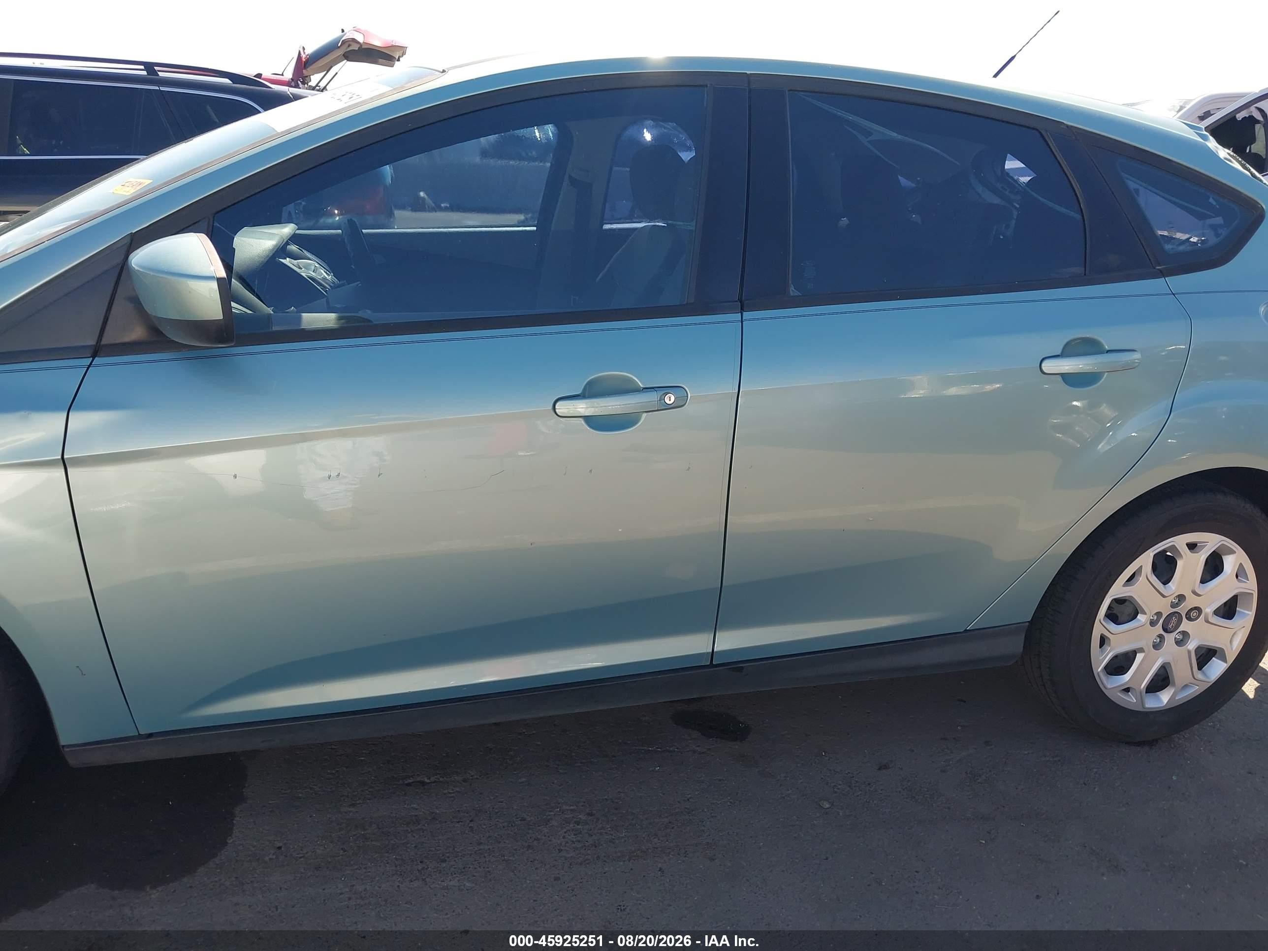2012 Ford Focus Se Turquoise vin: 1FAHP3K20CL423216