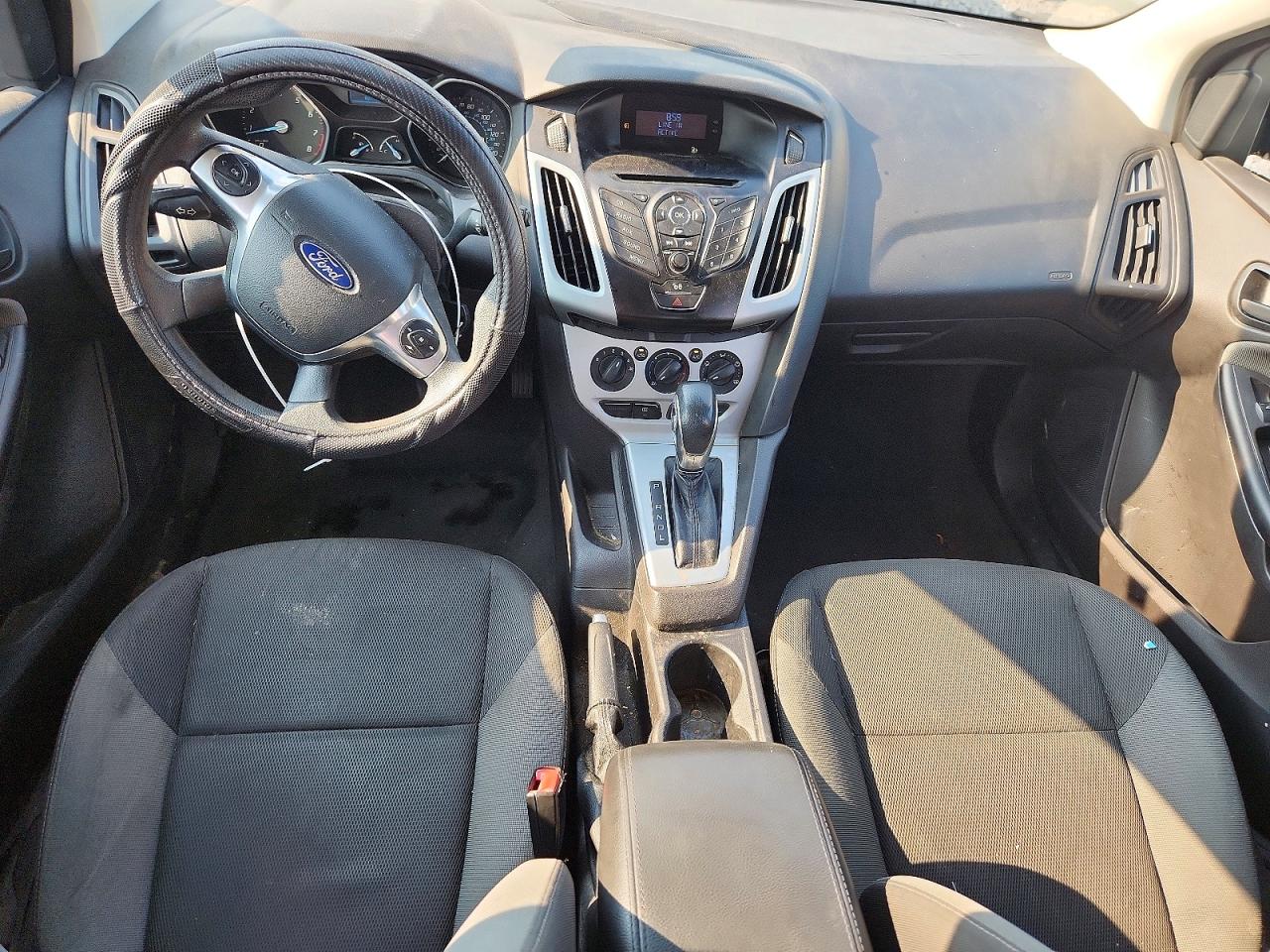 2012 Ford Focus Se Черный vin: 1FAHP3K21CL102219