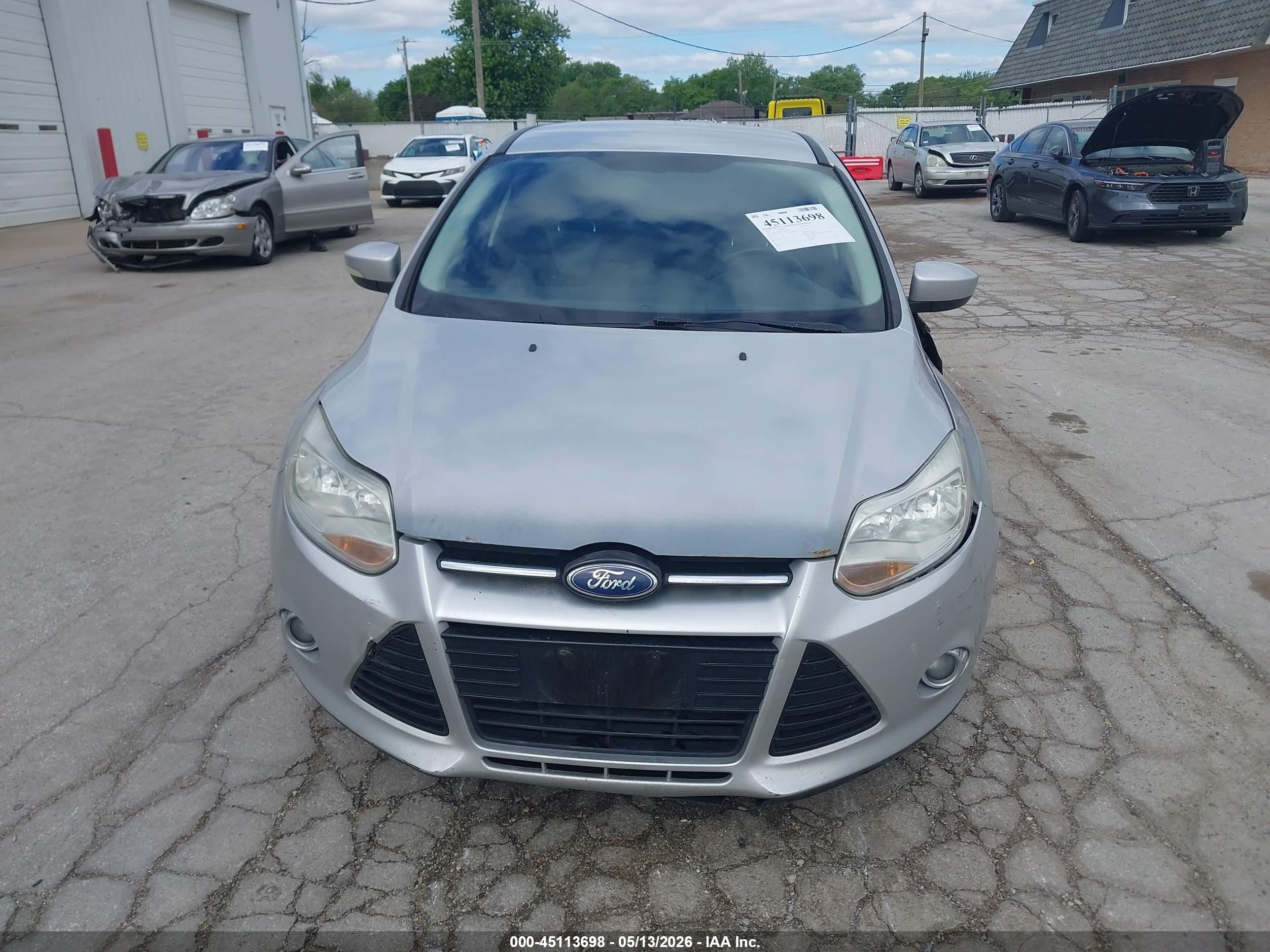 2012 Ford Focus Se Silver vin: 1FAHP3K21CL153526