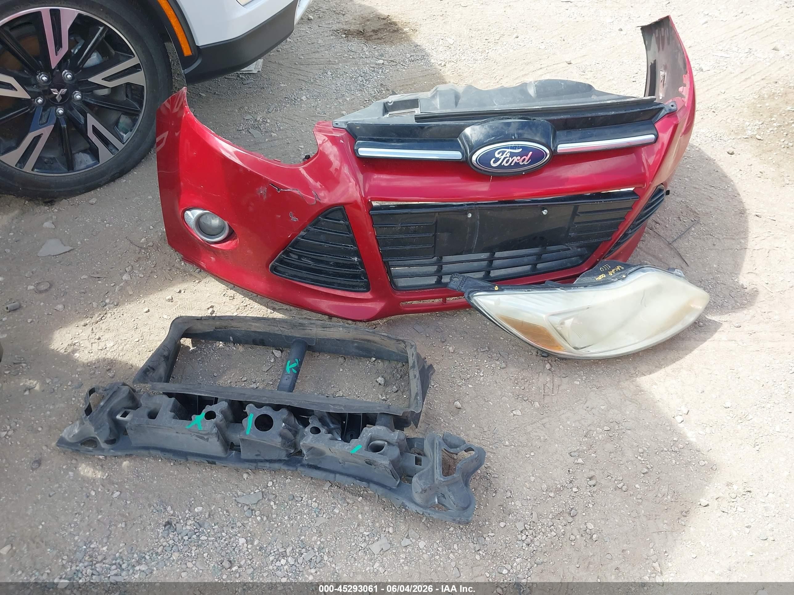 2012 Ford Focus Se Red vin: 1FAHP3K21CL229181