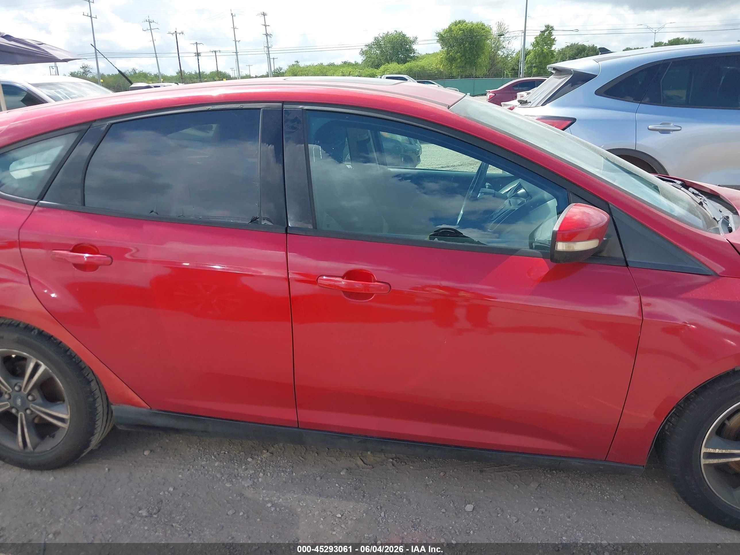2012 Ford Focus Se Red vin: 1FAHP3K21CL229181