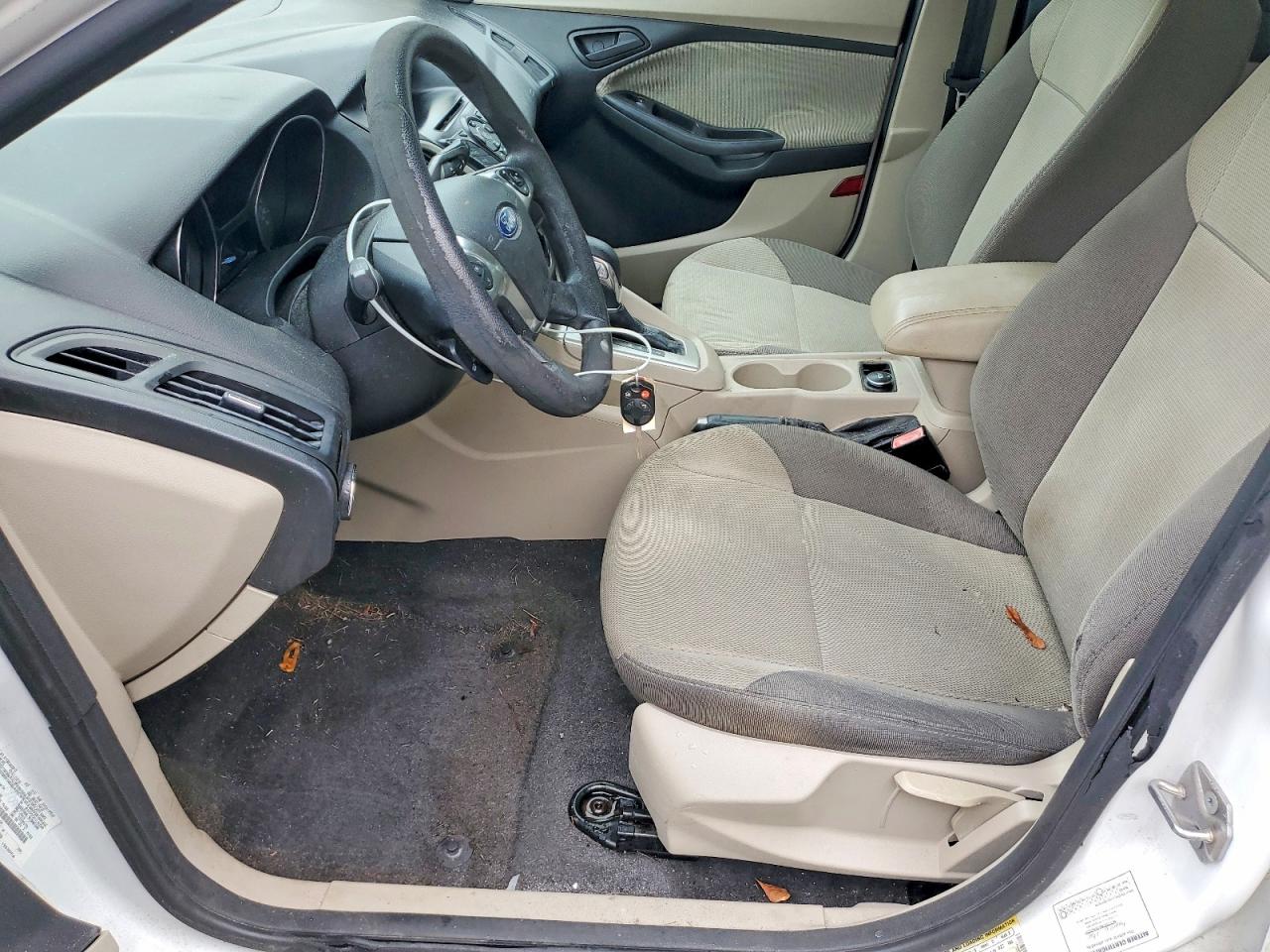2012 Ford Focus Se White vin: 1FAHP3K21CL302940