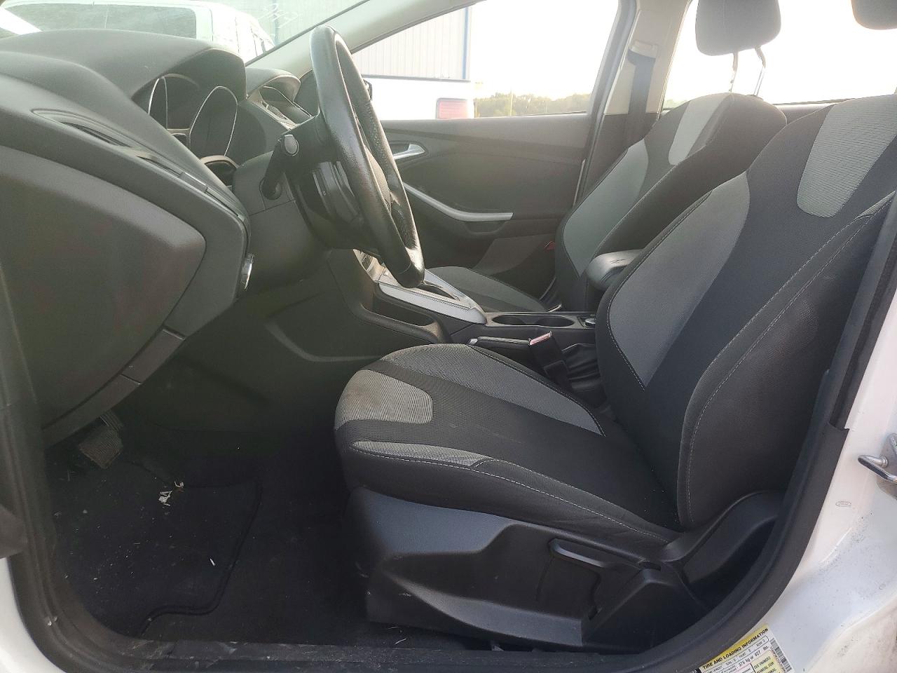 2012 Ford Focus Se White vin: 1FAHP3K21CL310665