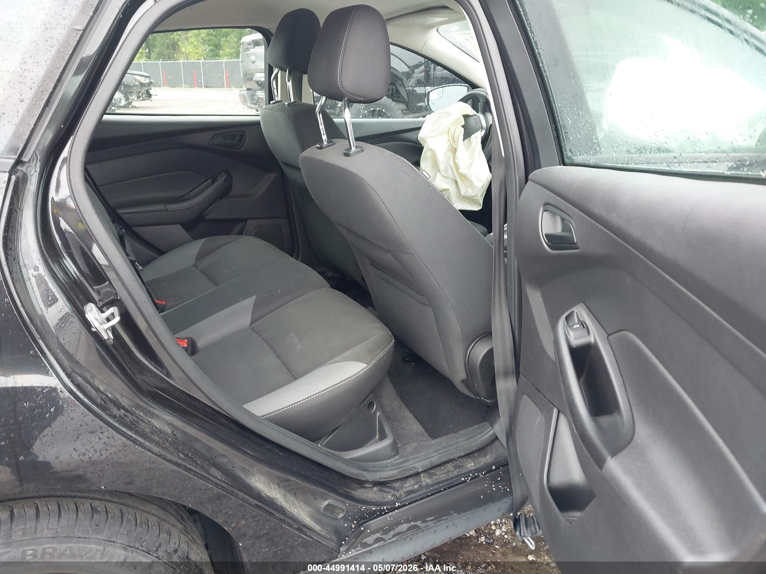 2012 Ford Focus Se Black vin: 1FAHP3K21CL318913