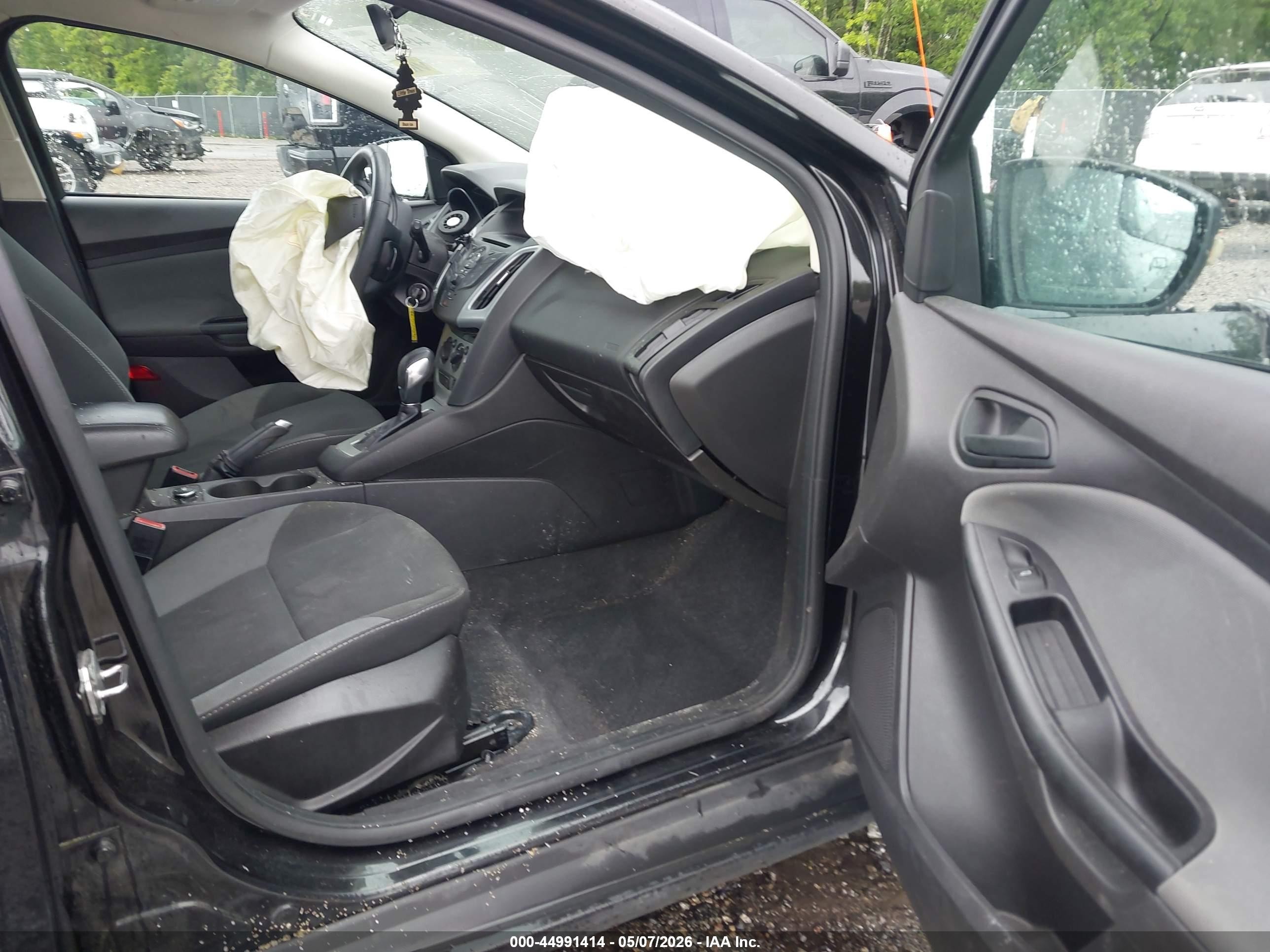 2012 Ford Focus Se Black vin: 1FAHP3K21CL318913