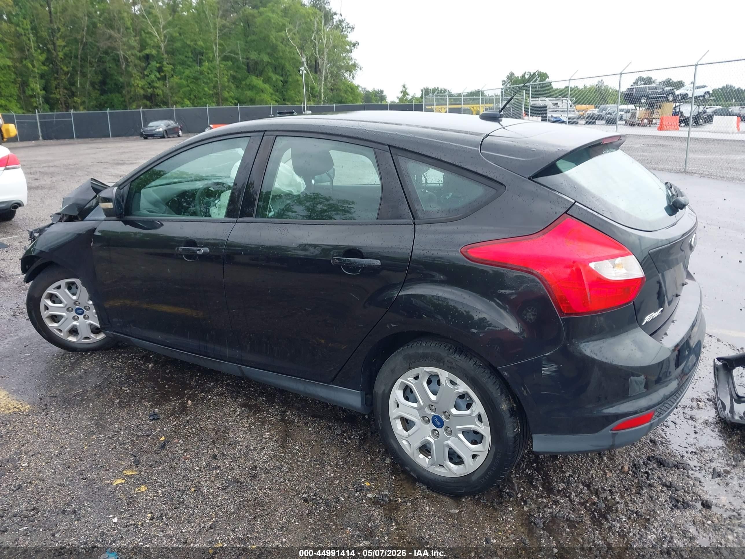 2012 Ford Focus Se Black vin: 1FAHP3K21CL318913