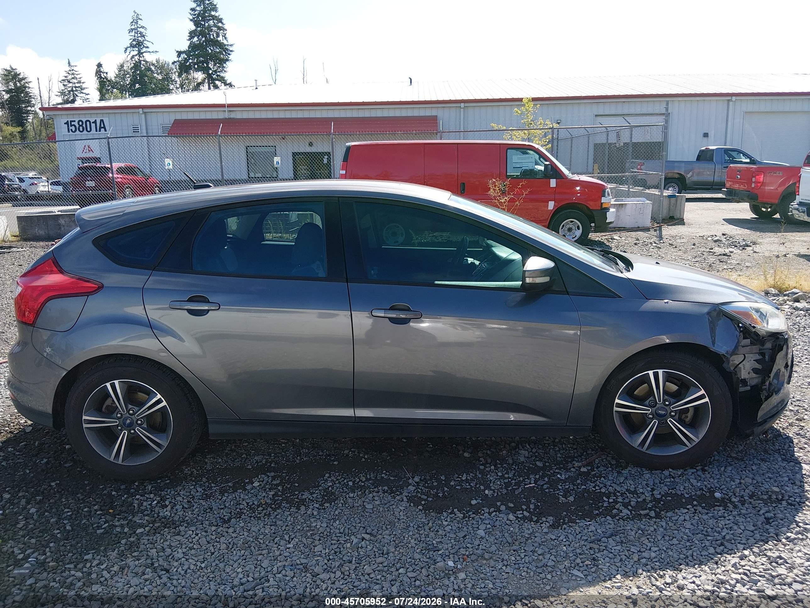 2012 Ford Focus Se Серый vin: 1FAHP3K21CL392610