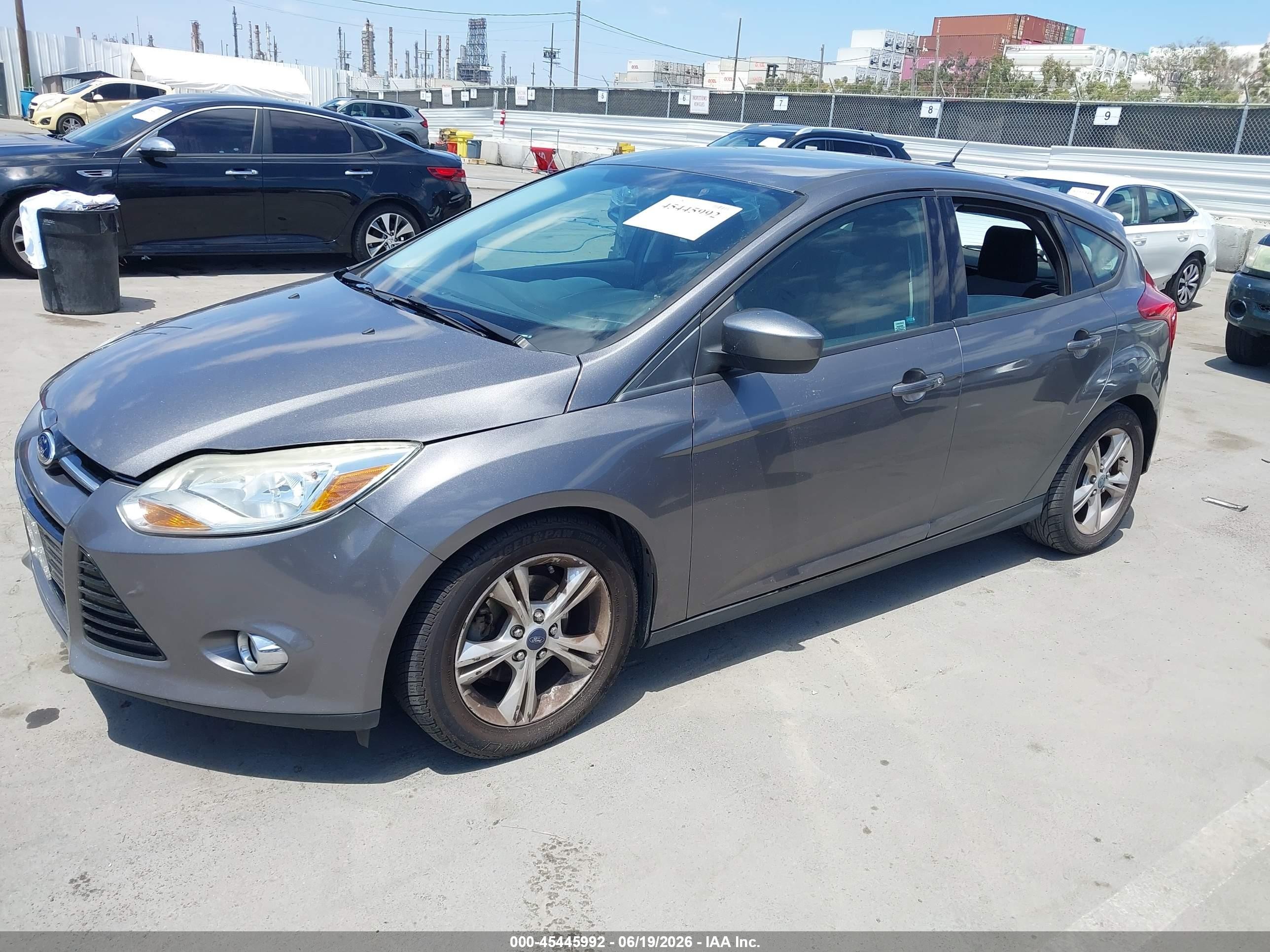 2012 Ford Focus Se Серый vin: 1FAHP3K21CL419899