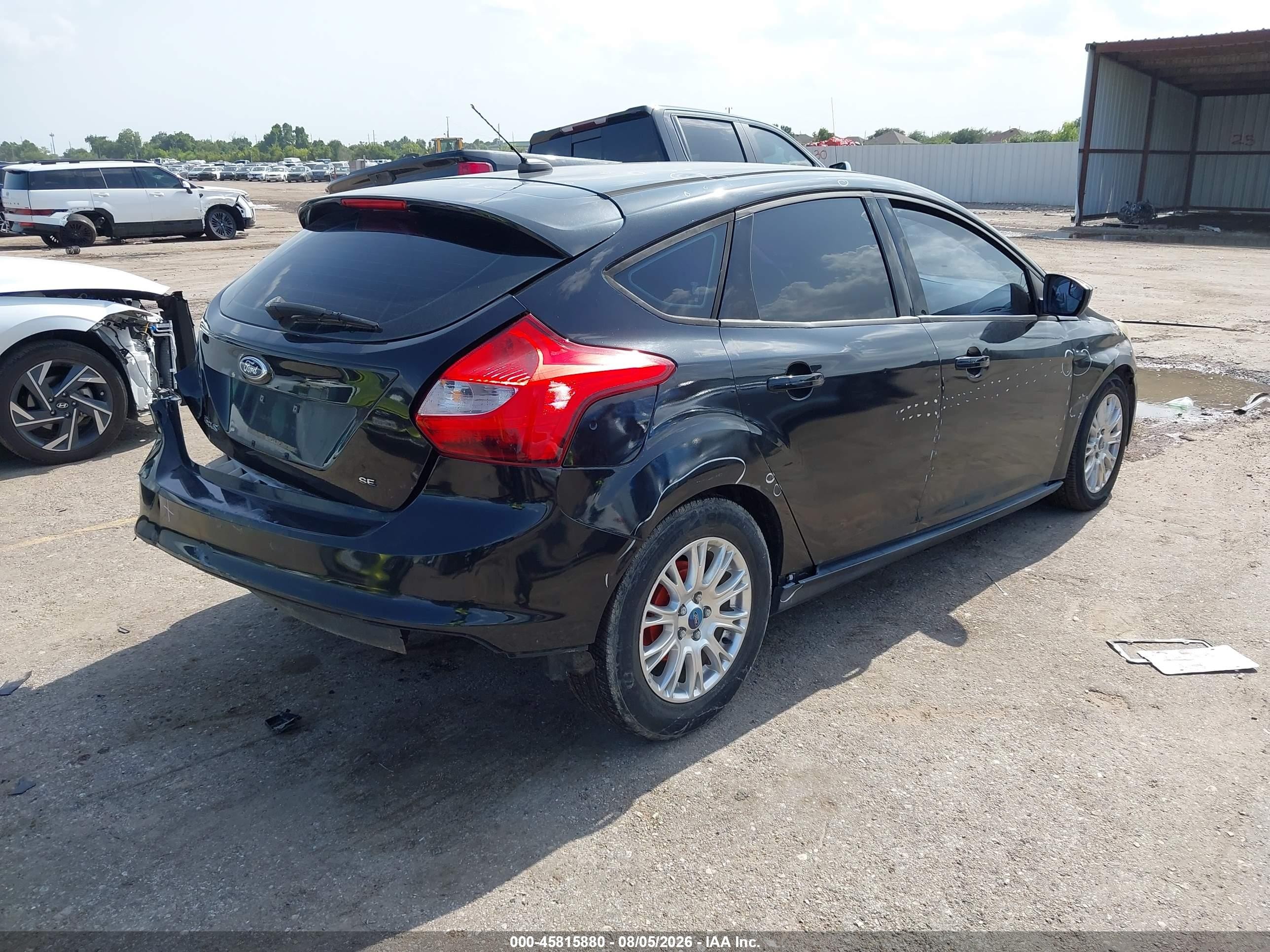 2012 Ford Focus Se Black vin: 1FAHP3K21CL437190