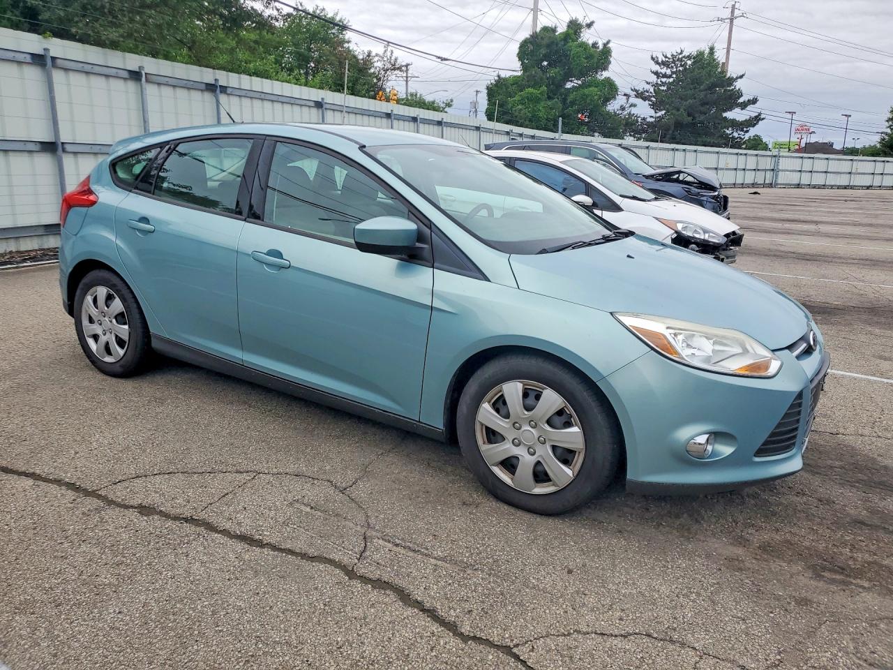 2012 Ford Focus Se Синий vin: 1FAHP3K21CL442745