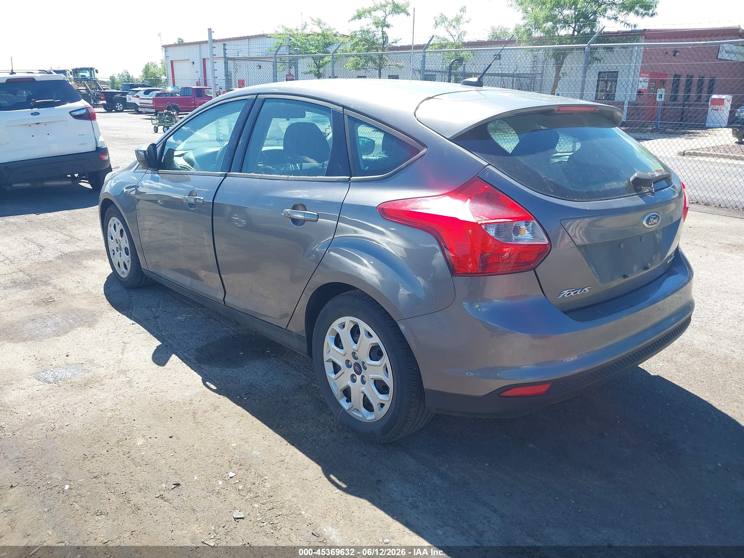 2012 Ford Focus Se Gray vin: 1FAHP3K21CL465555