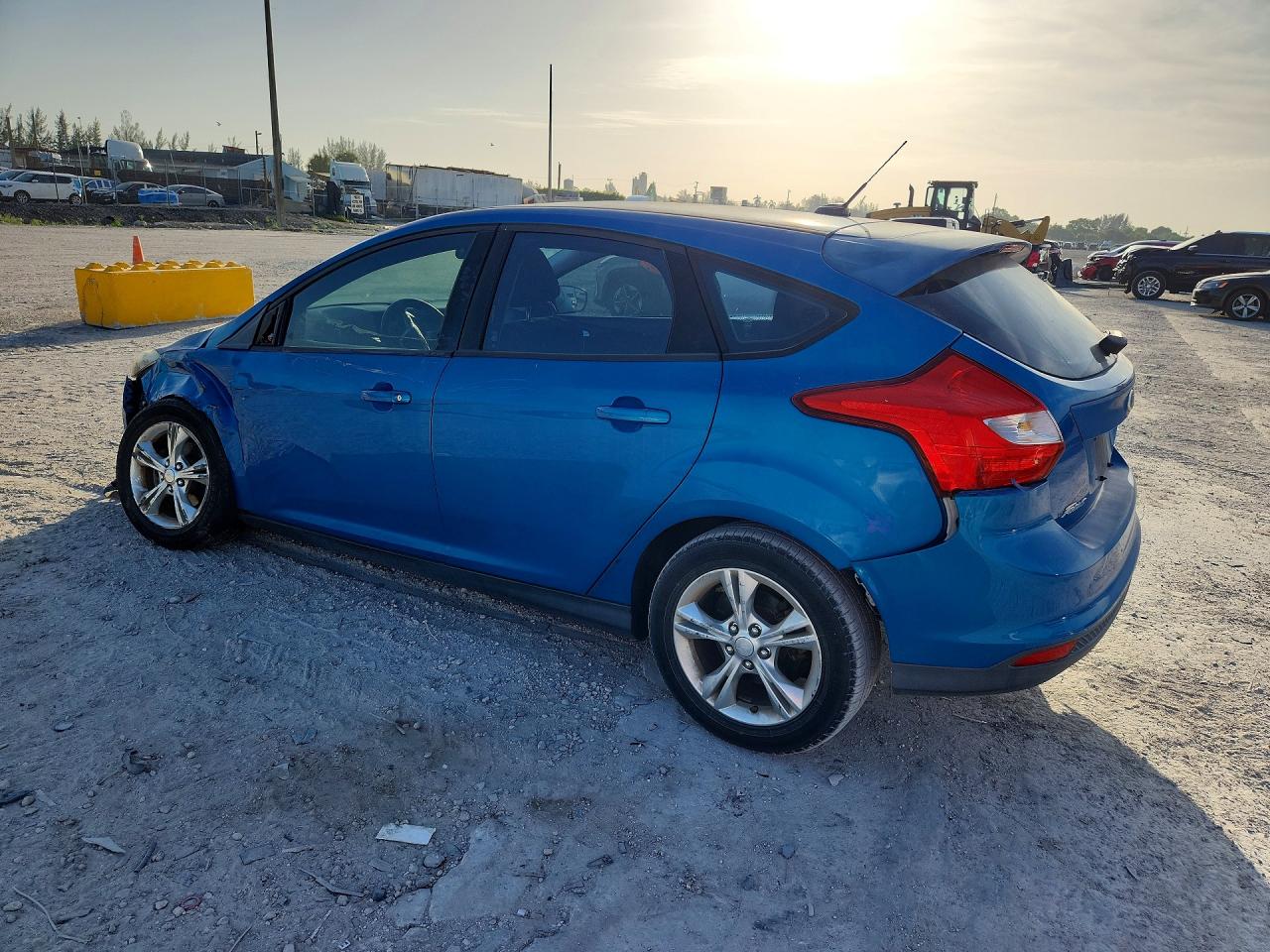 2012 Ford Focus Se Blue vin: 1FAHP3K22CL161036